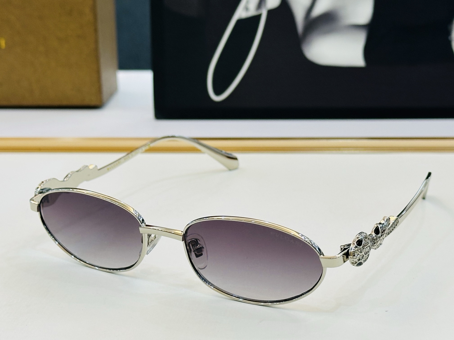 🆕款 官网同售 宝格家 BV1813LU 👍 Size ：55口18-145 绝对要买😎品质非常完美 K