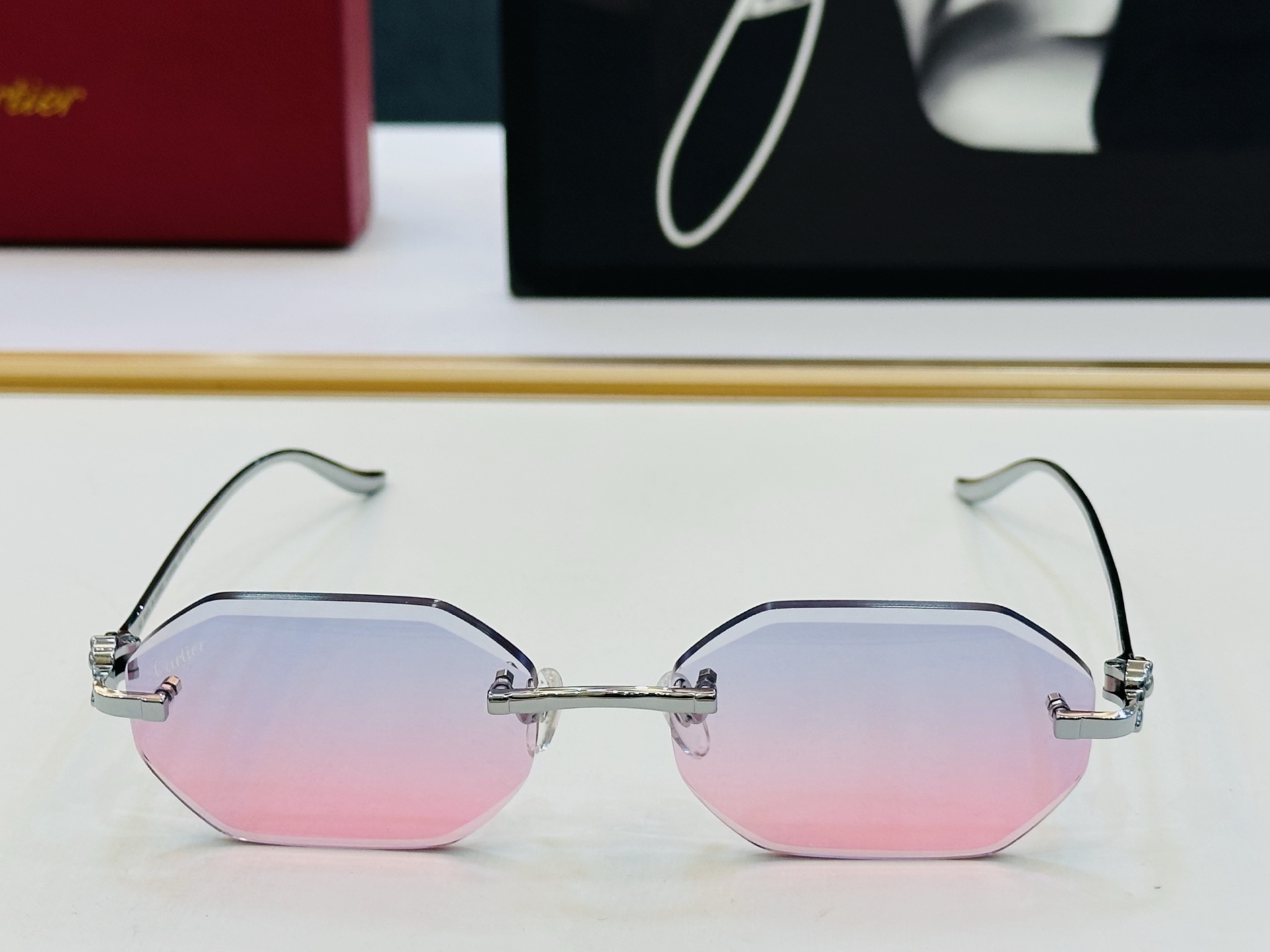 Cartie* 卡家 CT0922S 太阳镜 Size：57口18-142 工艺精湛气质十足！X男女同款
