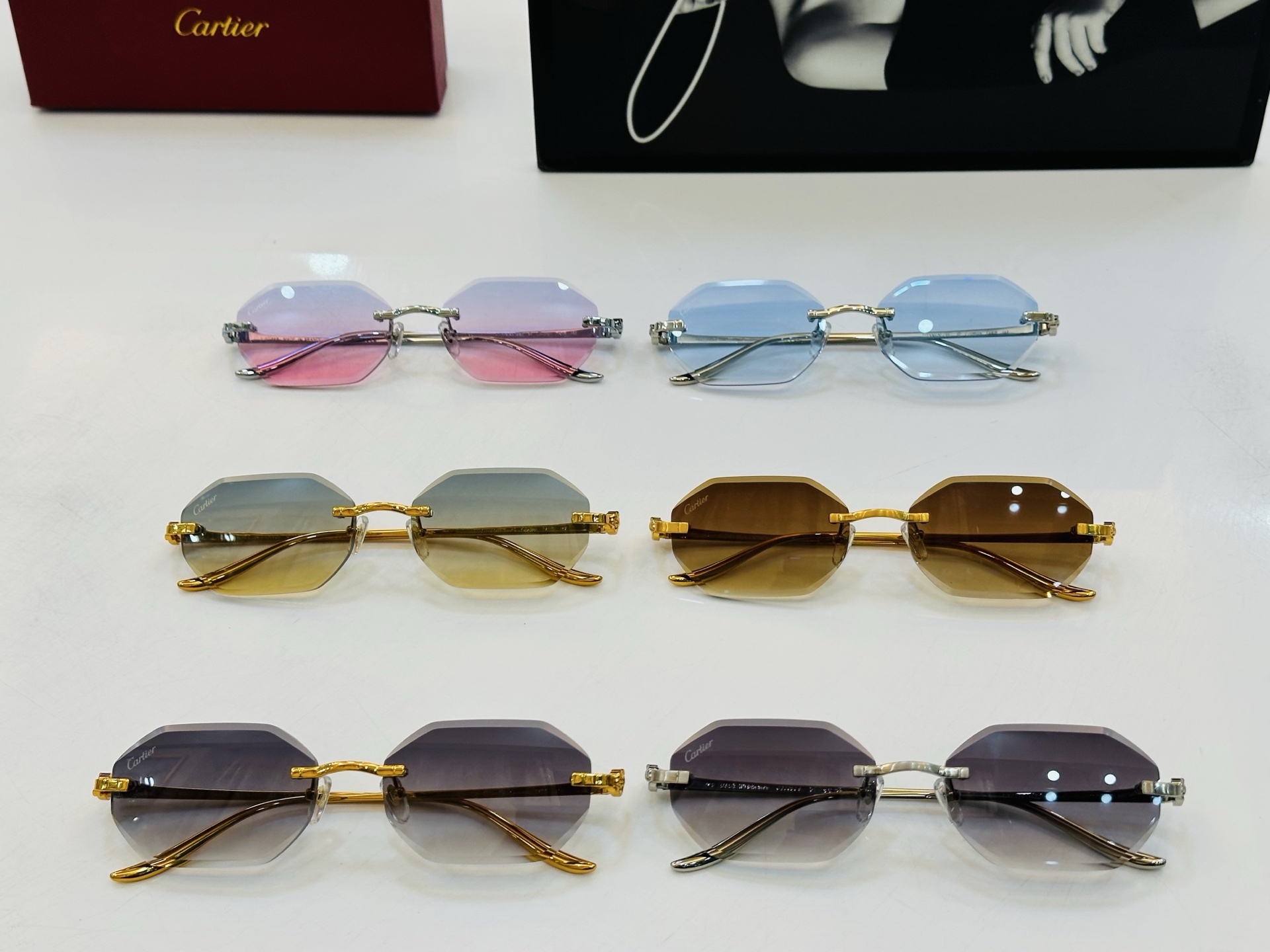 Cartie* 卡家 CT0922S 太阳镜 Size：57口18-142 工艺精湛气质十足！X男女同款