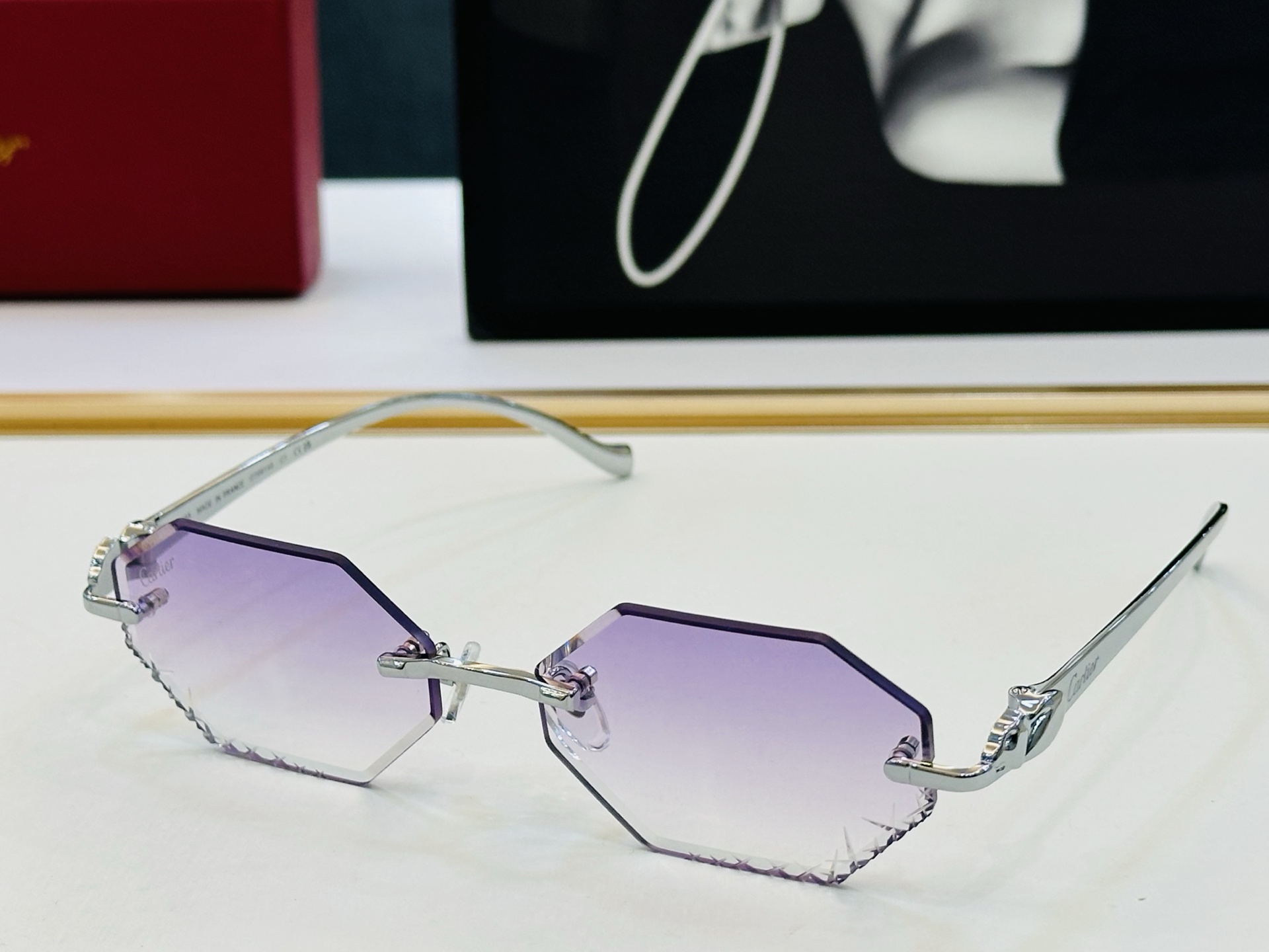 Cartie* 卡家 CT0914S 太阳镜 Size：57口17-135 工艺精湛气质十足！X男女同款
