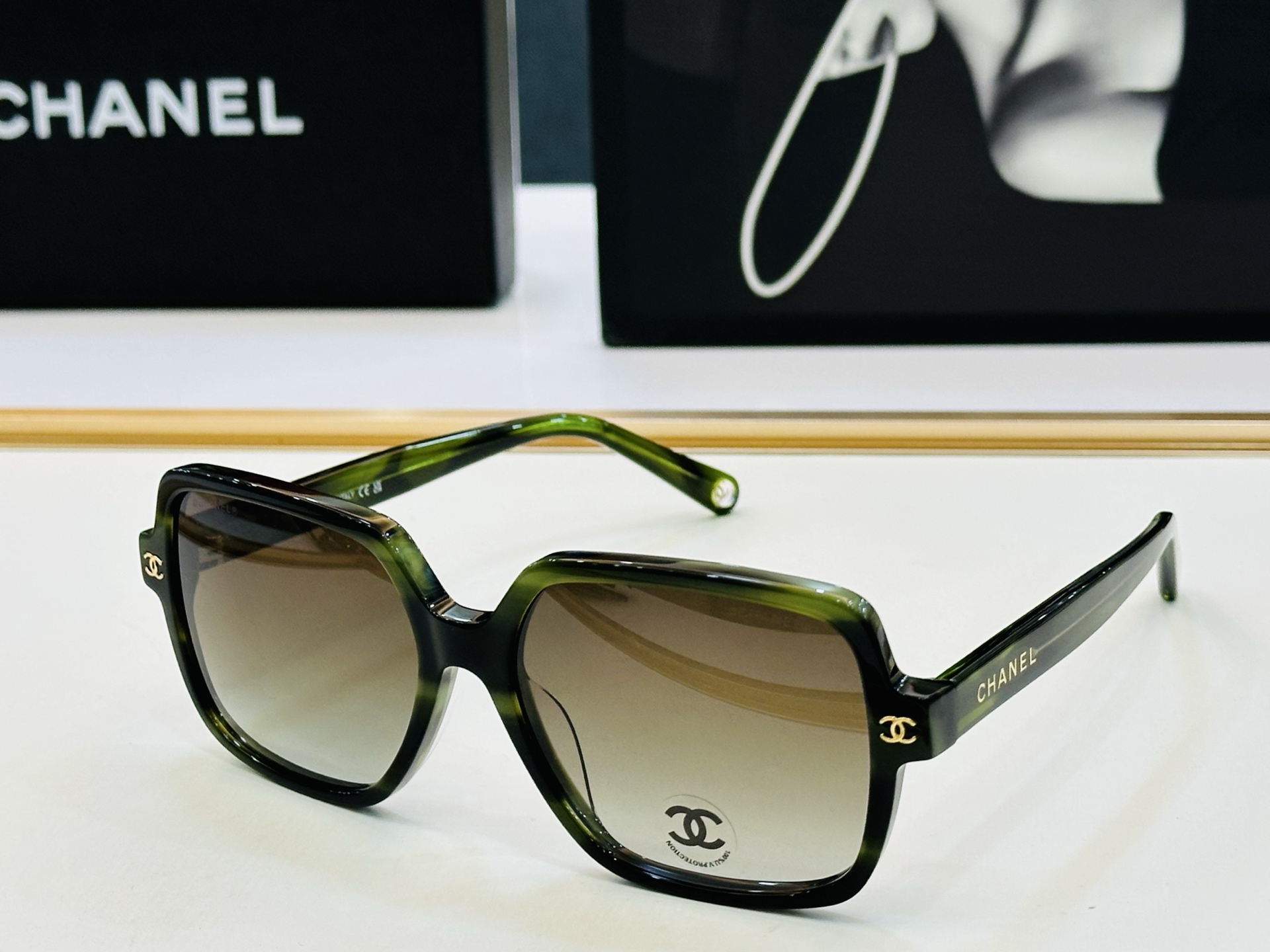 🆕 【CHANE*/香家】MODEL: CH2215 Size：56口17-140 💅🏻💓F 太阳镜