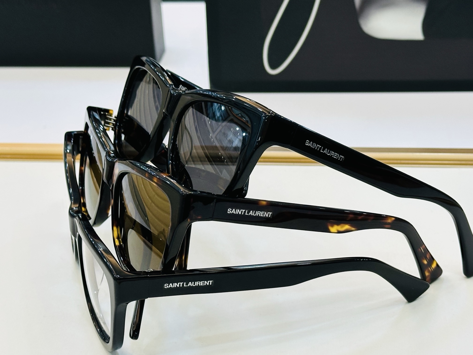 网红爆款 圣罗兰💫SL816 💫Size：54口19-140 金属款设计 B俏皮甜美质感超好