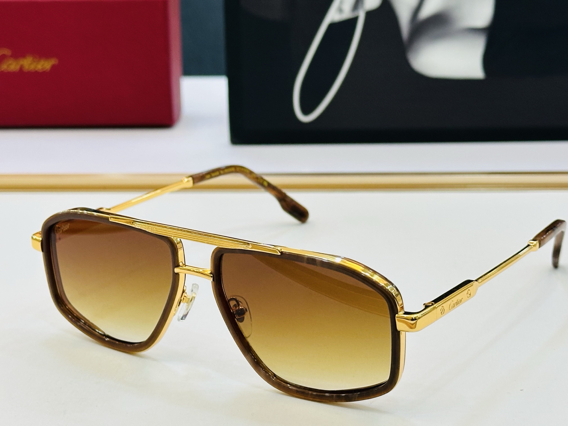 Cartie* 卡家 CT0723S 太阳镜 Size：58口16-145 工艺精湛气质十足！J男女同款