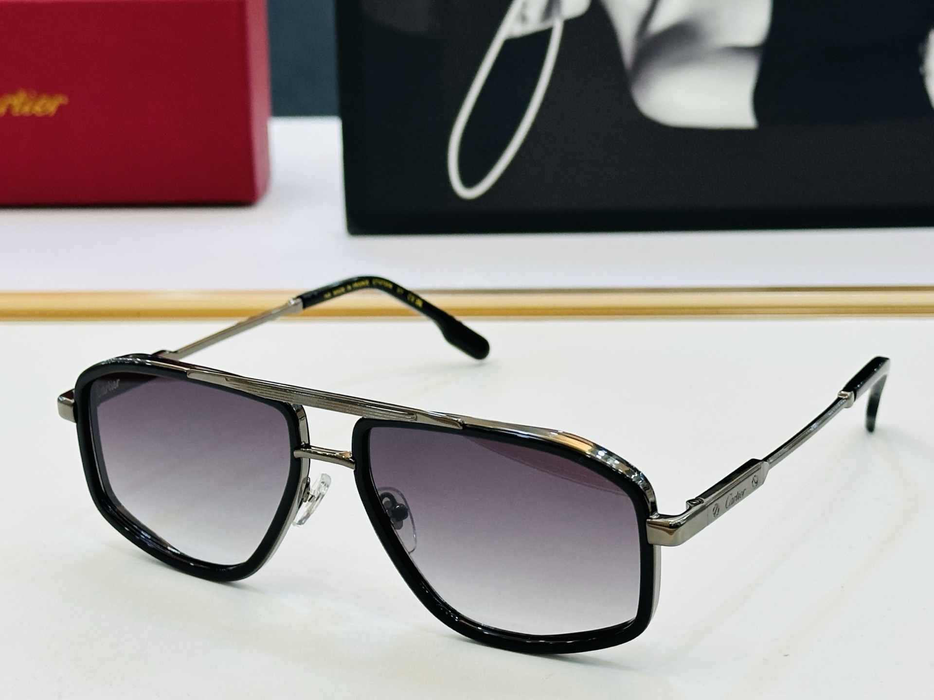 Cartie* 卡家 CT0723S 太阳镜 Size：58口16-145 工艺精湛气质十足！J男女同款