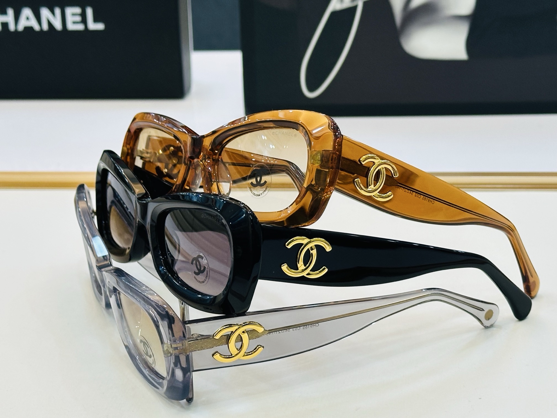 CHANE*香家 CH9185 SIZE：54口21-140 潮流爆款 太阳镜 😍😍高品质 佩戴舒适 F