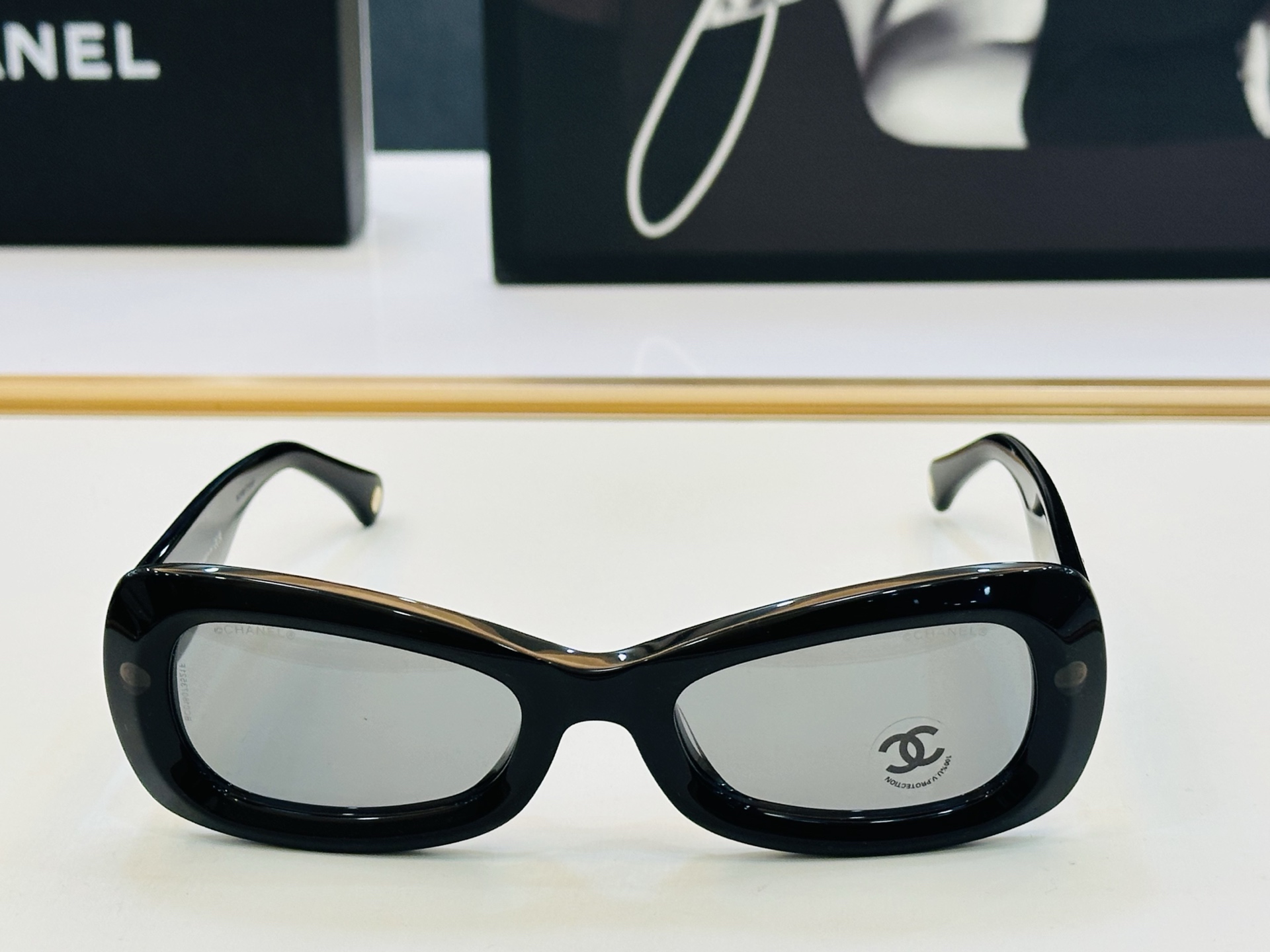CHANE*香家 CH9185 SIZE：54口21-140 潮流爆款 太阳镜 😍😍高品质 佩戴舒适 F