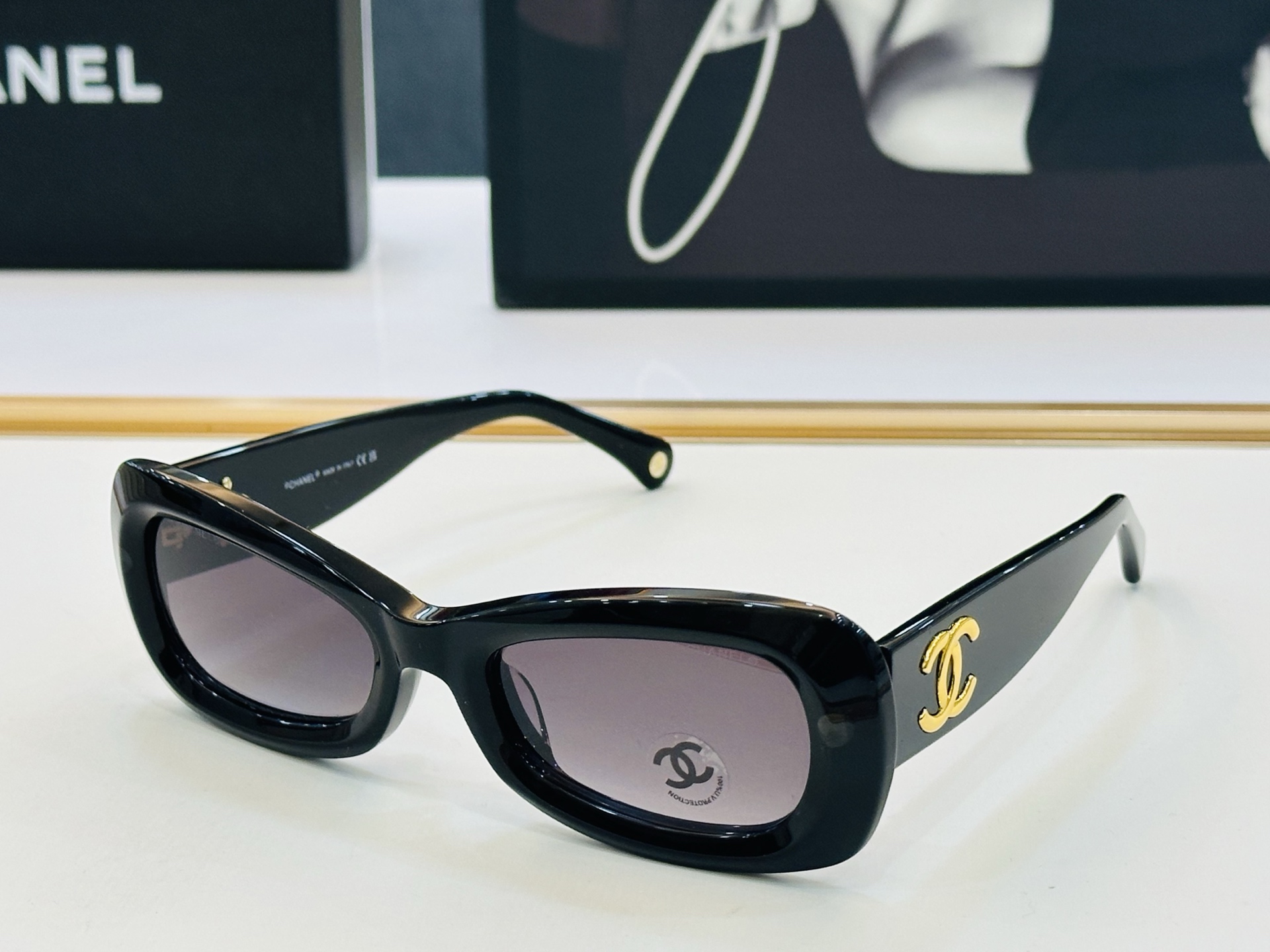 CHANE*香家 CH9185 SIZE：54口21-140 潮流爆款 太阳镜 😍😍高品质 佩戴舒适 F