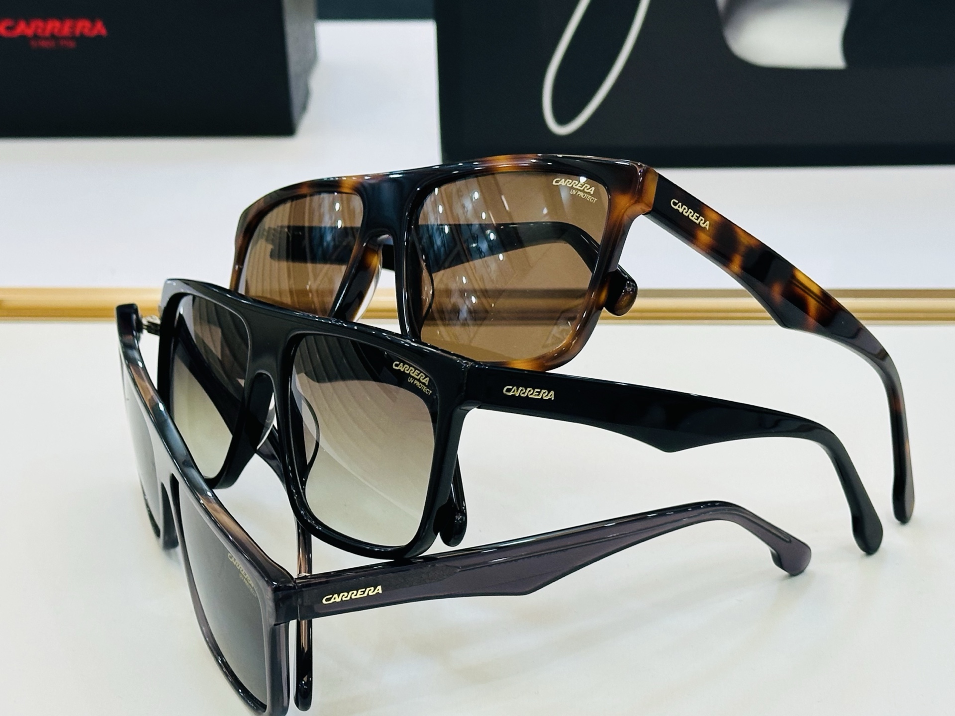 卡雷拉 CARRER* MODEL: 5039/S Size：58口16-145 🐲🐲超轻材质 。L上脸