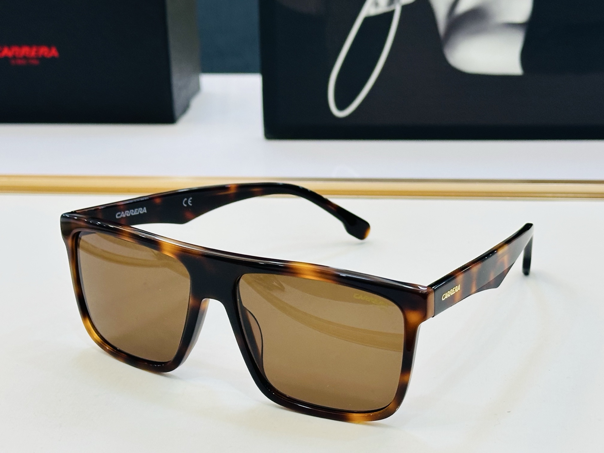 卡雷拉 CARRER* MODEL: 5039/S Size：58口16-145 🐲🐲超轻材质 。L上脸