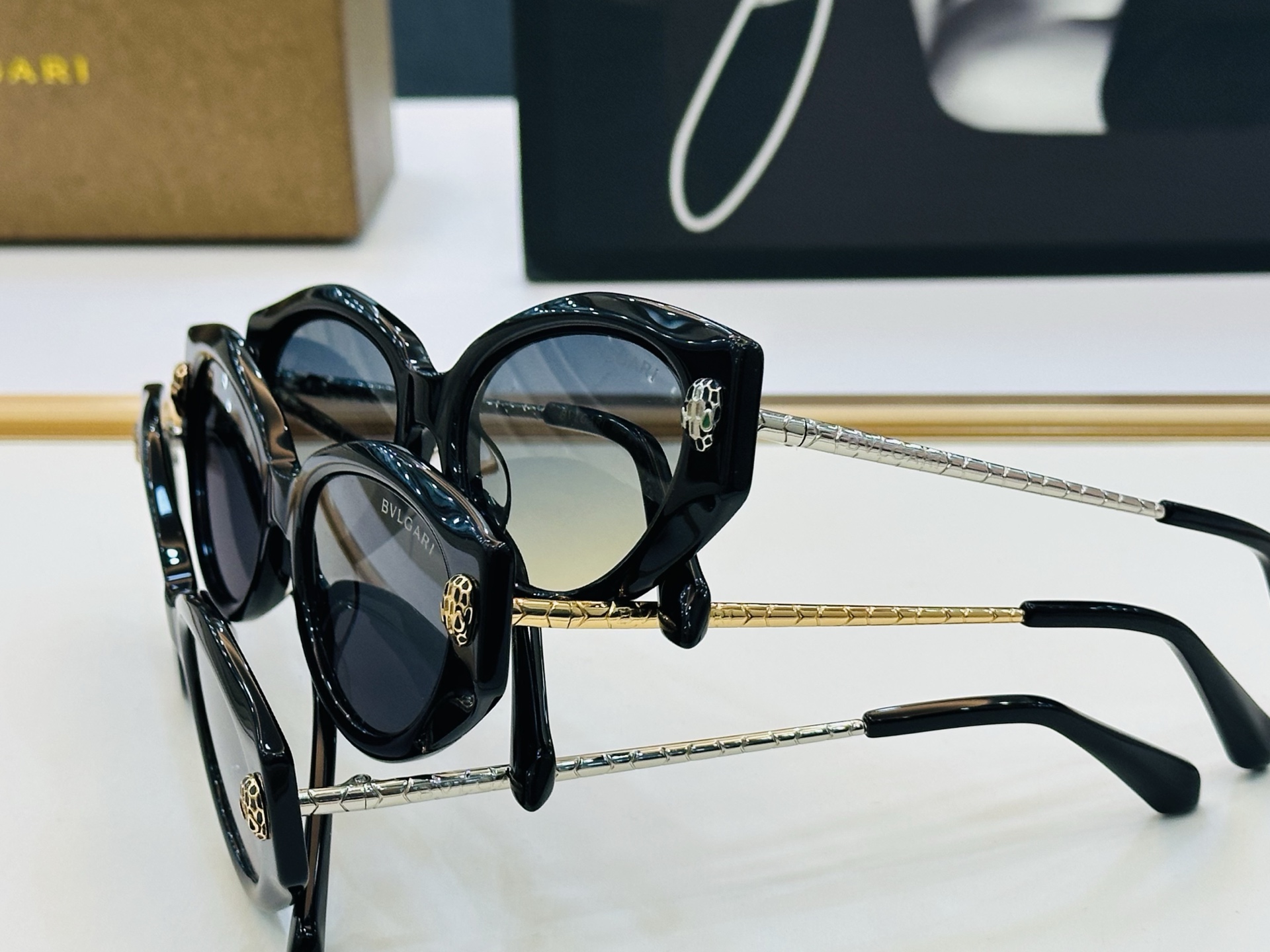 🆕款 官网同售 宝格家 BV9012B 👍 Size ：54口18-145 绝对要买😎品质非常完美 XL