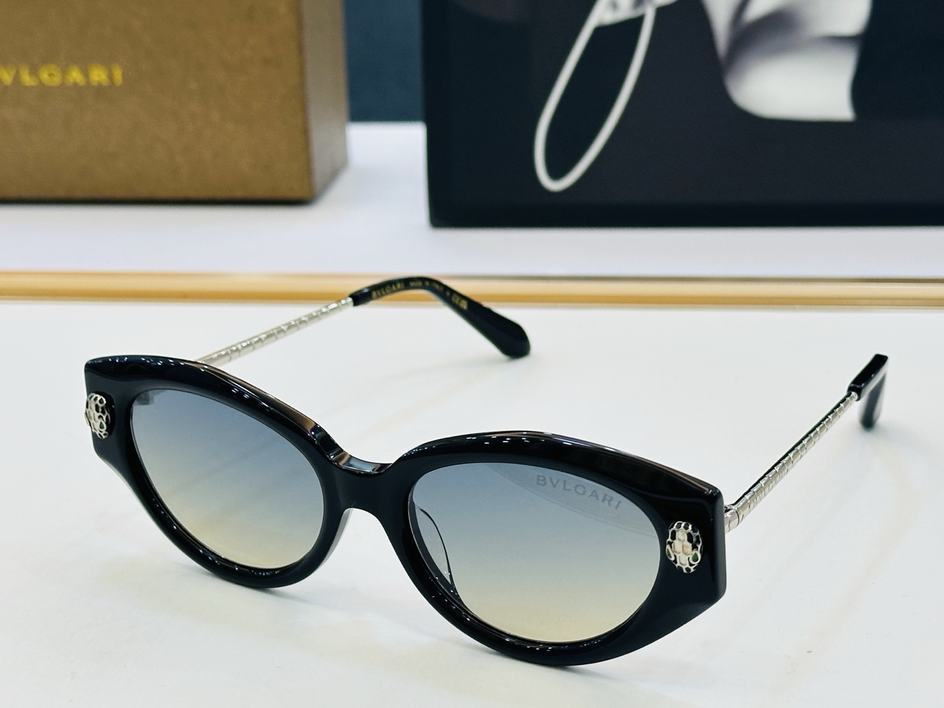 🆕款 官网同售 宝格家 BV9012B 👍 Size ：54口18-145 绝对要买😎品质非常完美 XL