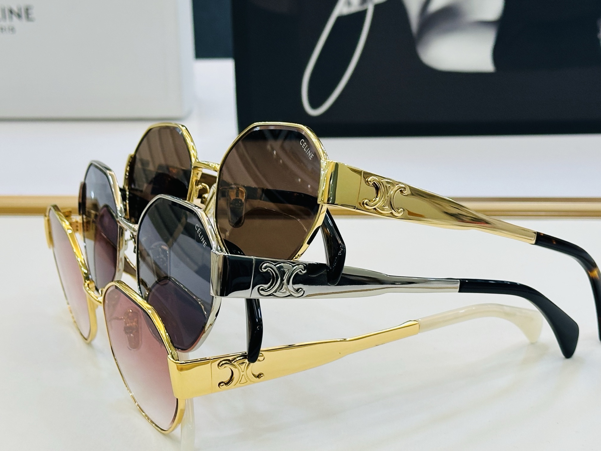 【CELINE】赛琳 CL42117U Size：58口18-145 一直热销的款式 欧美风 光泽度好 