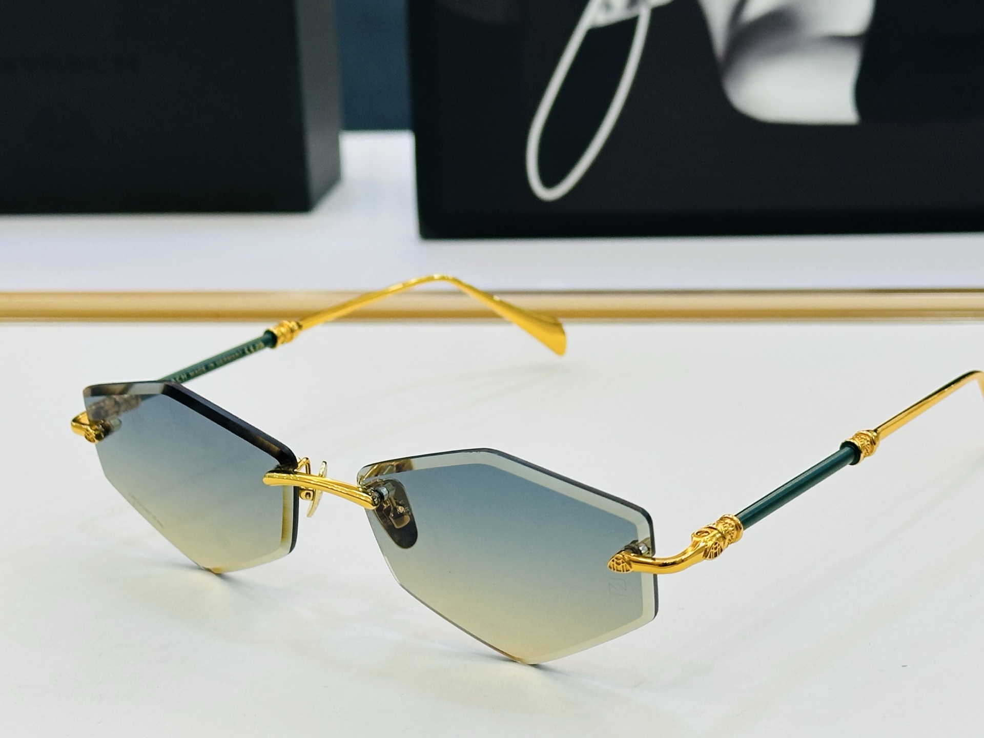 高品质 迈巴赫 🎉🎉做工精美💕💕MAYBAC*H Z055 Size：59口15-145 质感十足 L👍