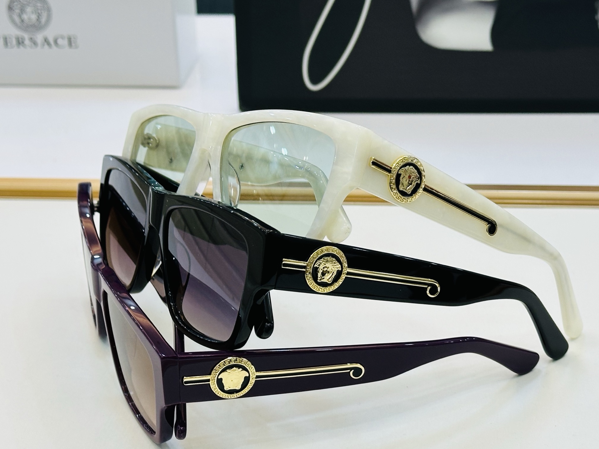 🎉🎉范思家 VERSACE✨✨✨MODEL：VE372N ✨✨✨SIZE：58口17-145 ✨L有范