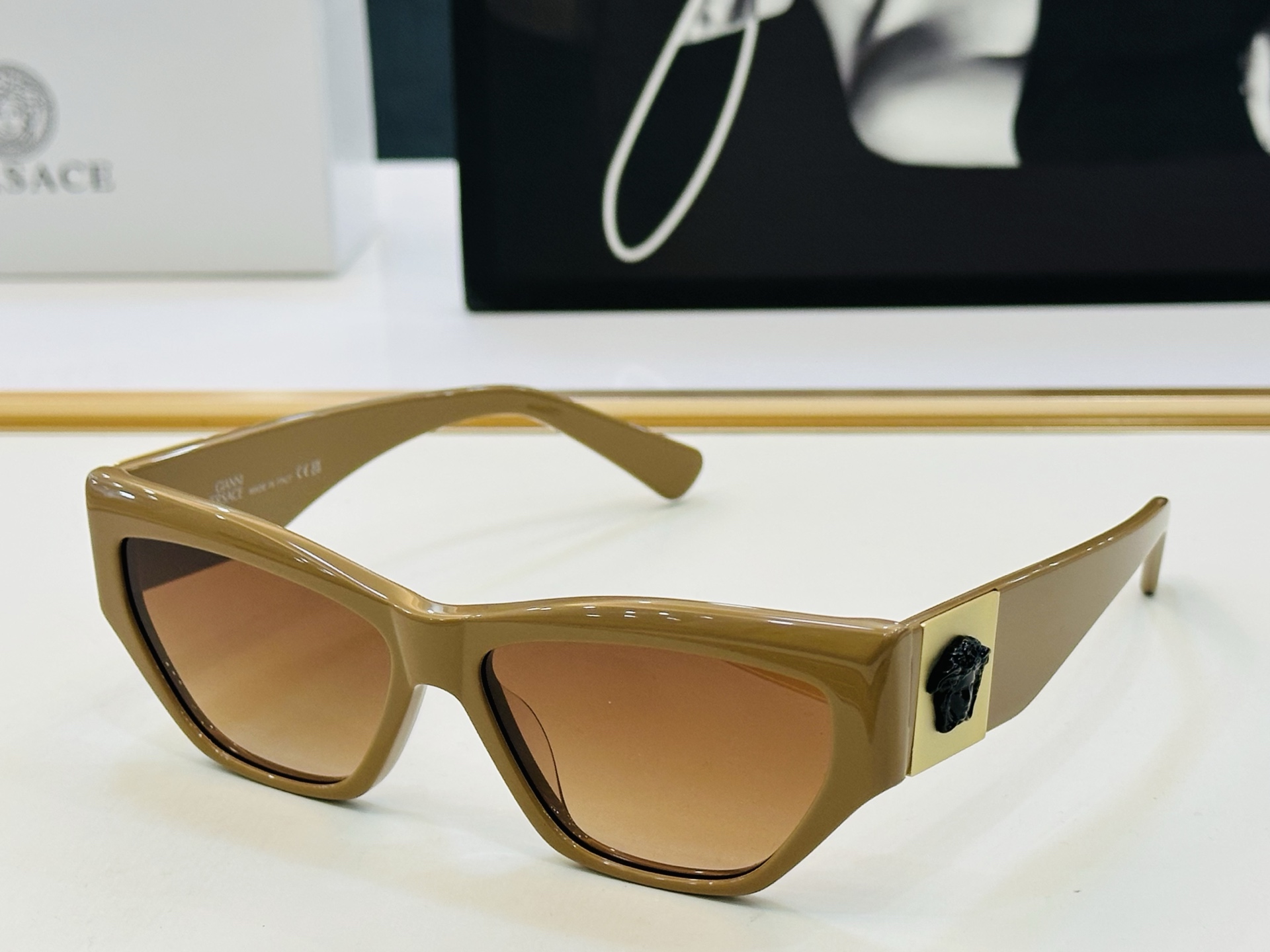 🎉🎉范思家 VERSACE✨✨✨MODEL：VE S89 ✨✨✨SIZE：55口16-145 ✨L有范