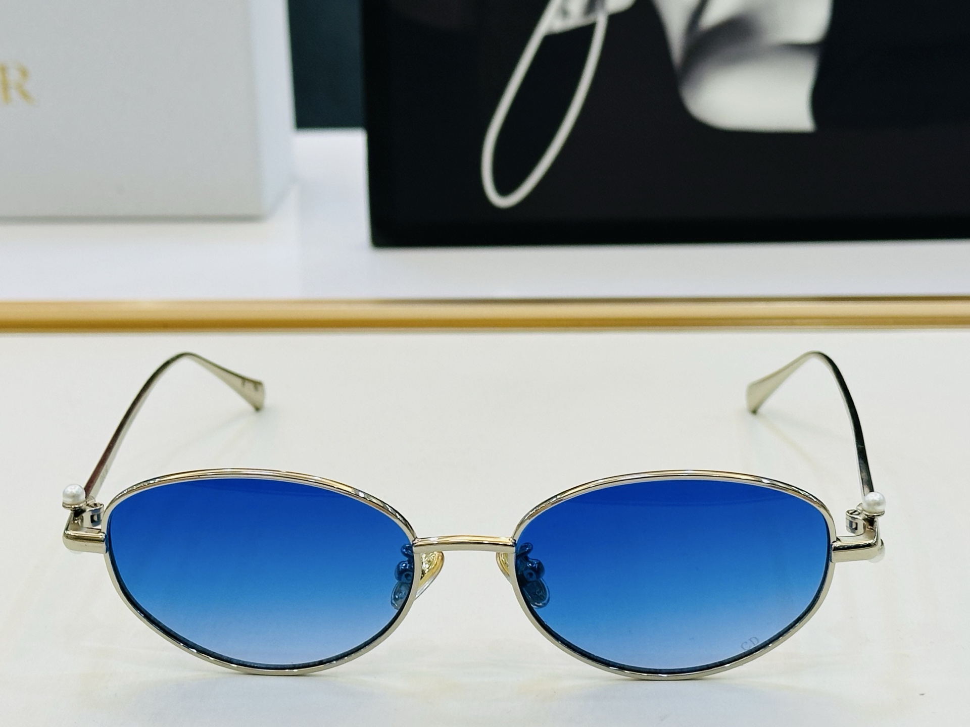 🔻🔻🔻DIO* 迪家 S2U Size：55口18-140 春夏款墨镜 😎🔆 q搭配镜腿精致 质量上佳