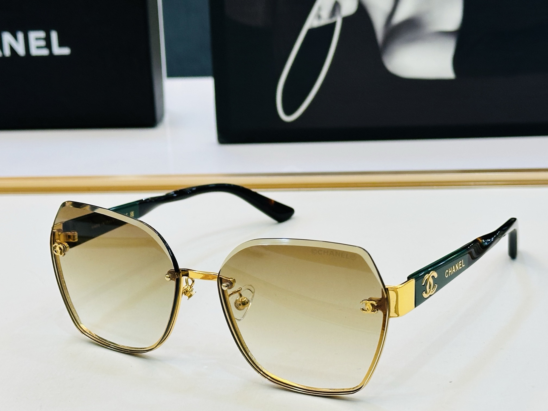 🆕 【CHANE*/香家】MODEL:CH5486-H Size：61口16-145 💅🏻💓q太阳镜