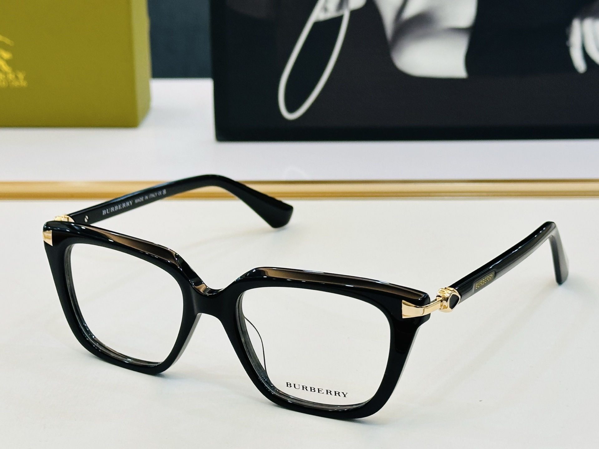 新款 BURBERR*🔻巴家 BE2437B 百搭镜架Size：53口19-145 🌲🌲🌲板材框 H多色
