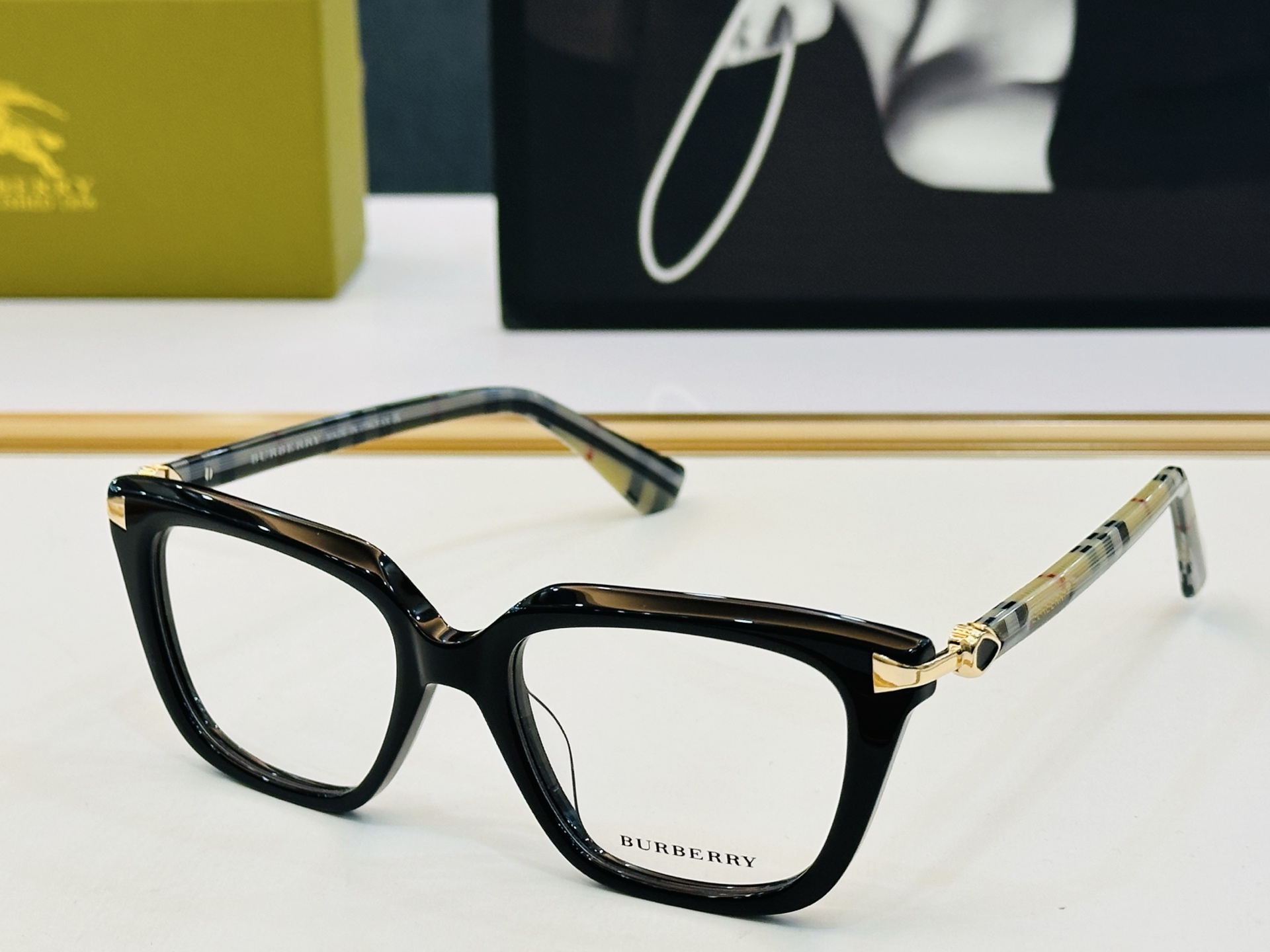 新款 BURBERR*🔻巴家 BE2437B 百搭镜架Size：53口19-145 🌲🌲🌲板材框 H多色
