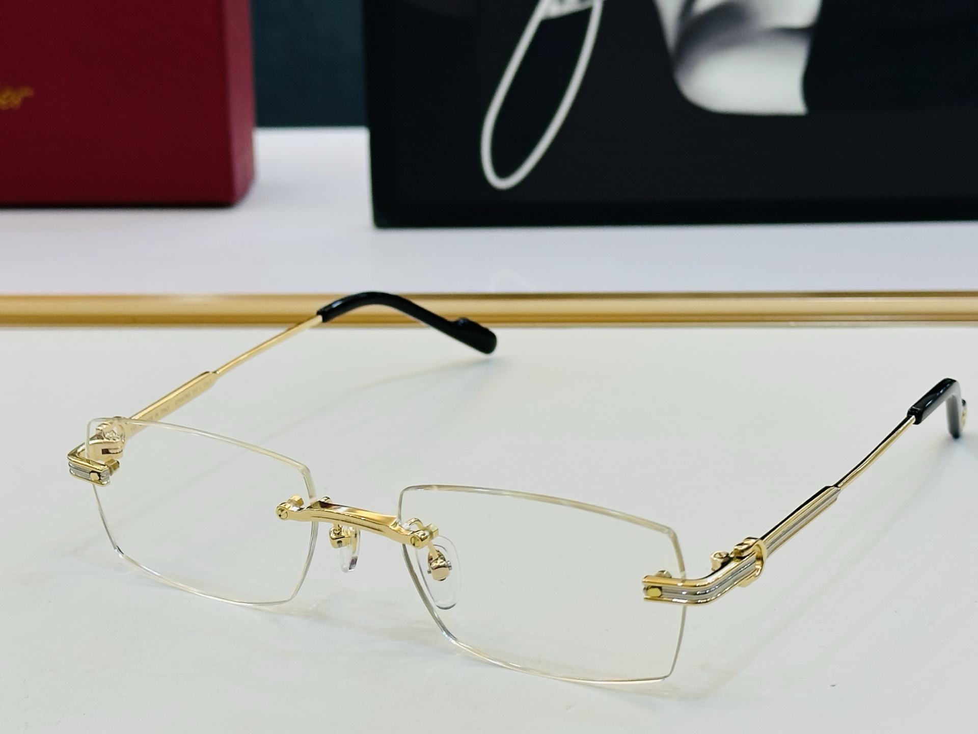 Cartie* 卡家 CT0578O 太阳镜 Size：55口18-145 工艺精湛气质十足！C男女同款