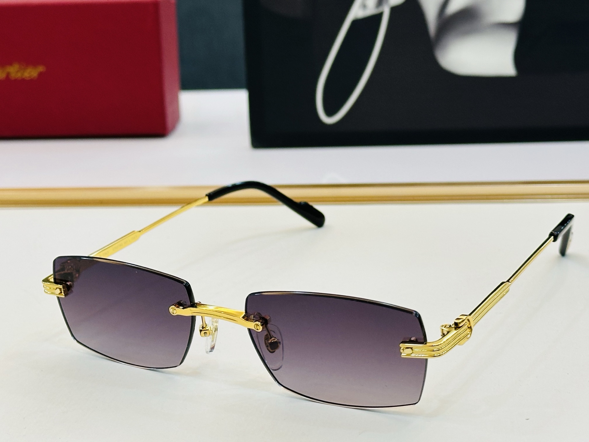 Cartie* 卡家 CT0578O 太阳镜 Size：55口18-145 工艺精湛气质十足！C男女同款