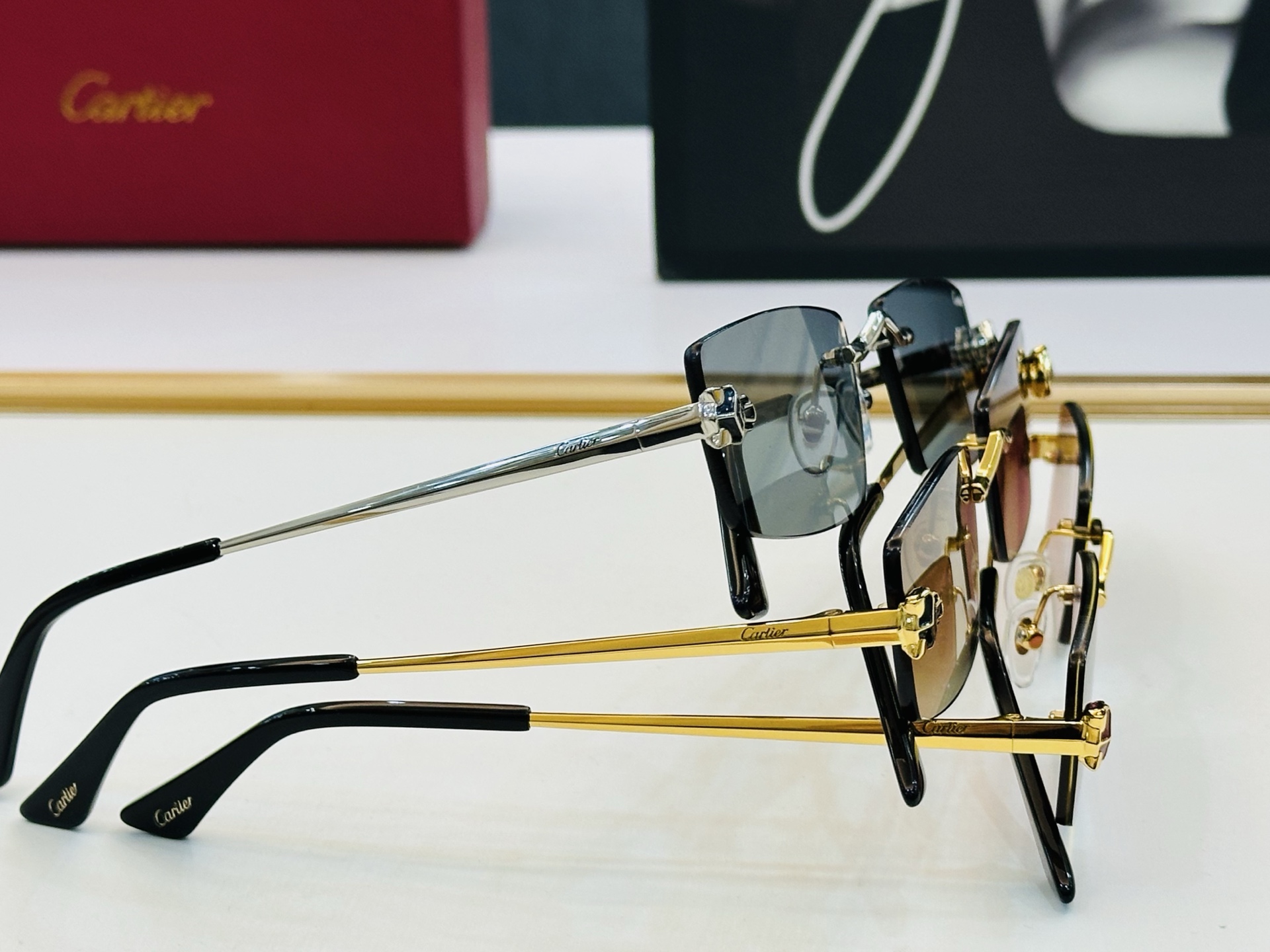 Cartie* 卡家 CT0598S 太阳镜 Size：55口20-145 工艺精湛气质十足！C男女同款