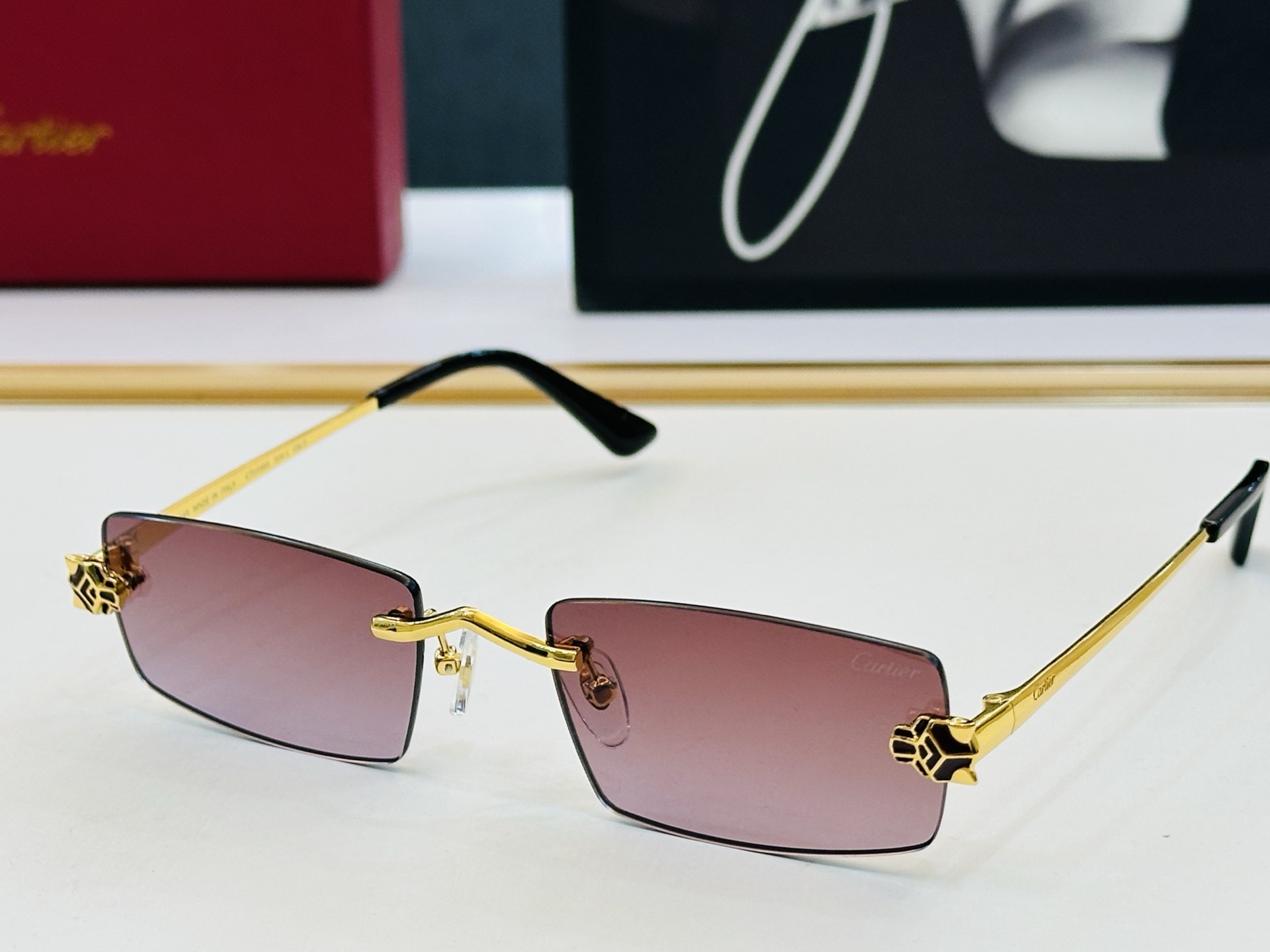 Cartie* 卡家 CT0598S 太阳镜 Size：55口20-145 工艺精湛气质十足！C男女同款