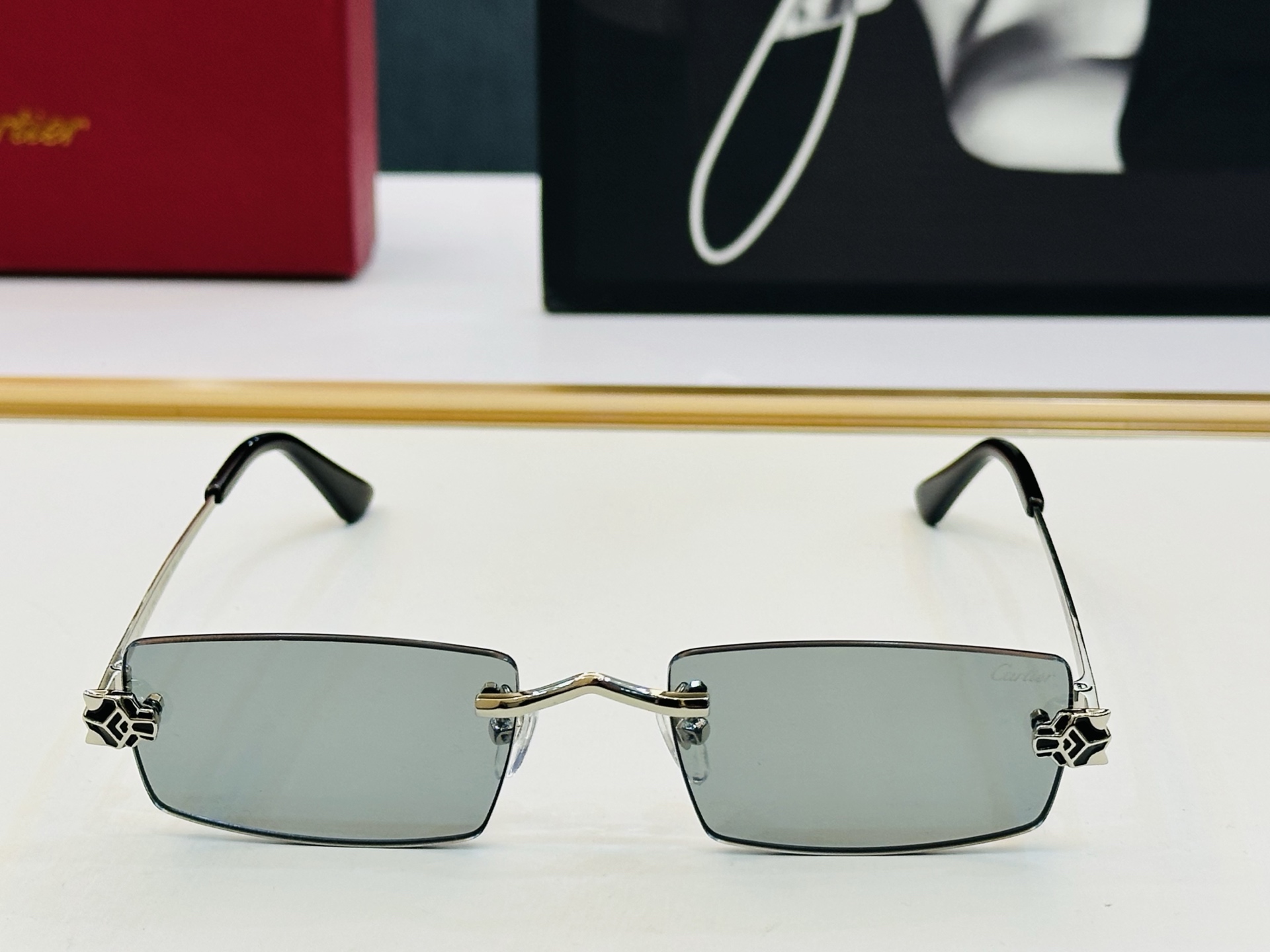 Cartie* 卡家 CT0598S 太阳镜 Size：55口20-145 工艺精湛气质十足！C男女同款