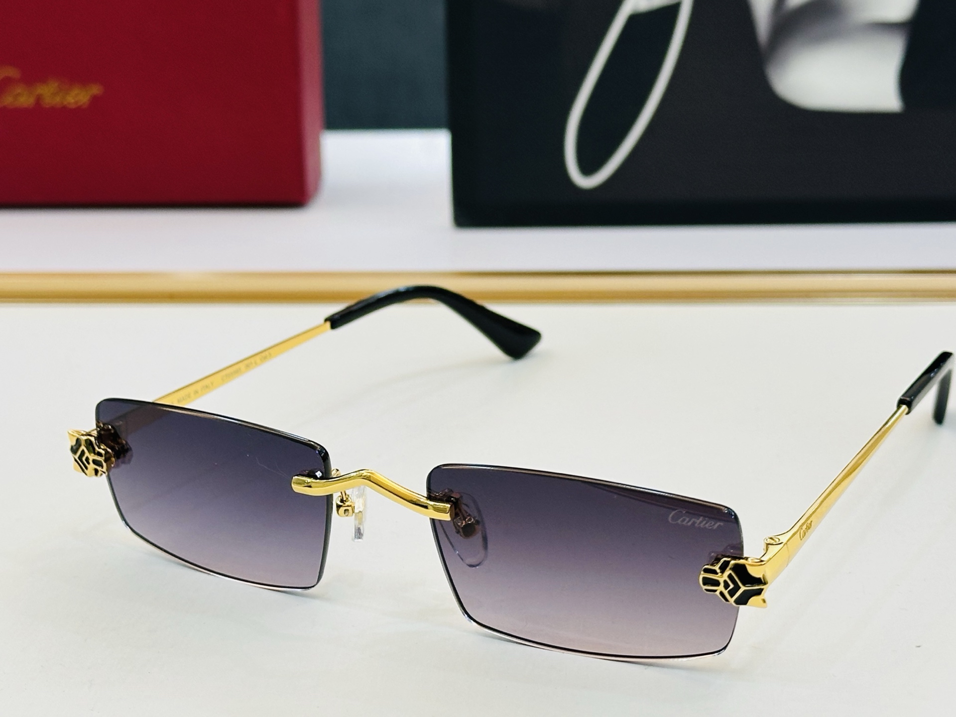 Cartie* 卡家 CT0598S 太阳镜 Size：55口20-145 工艺精湛气质十足！C男女同款