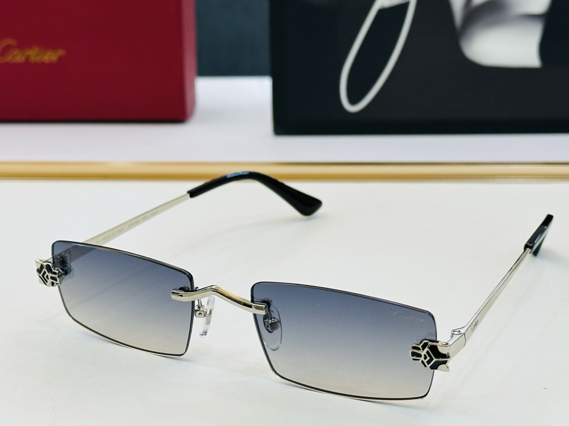 Cartie* 卡家 CT0598S 太阳镜 Size：55口20-145 工艺精湛气质十足！C男女同款