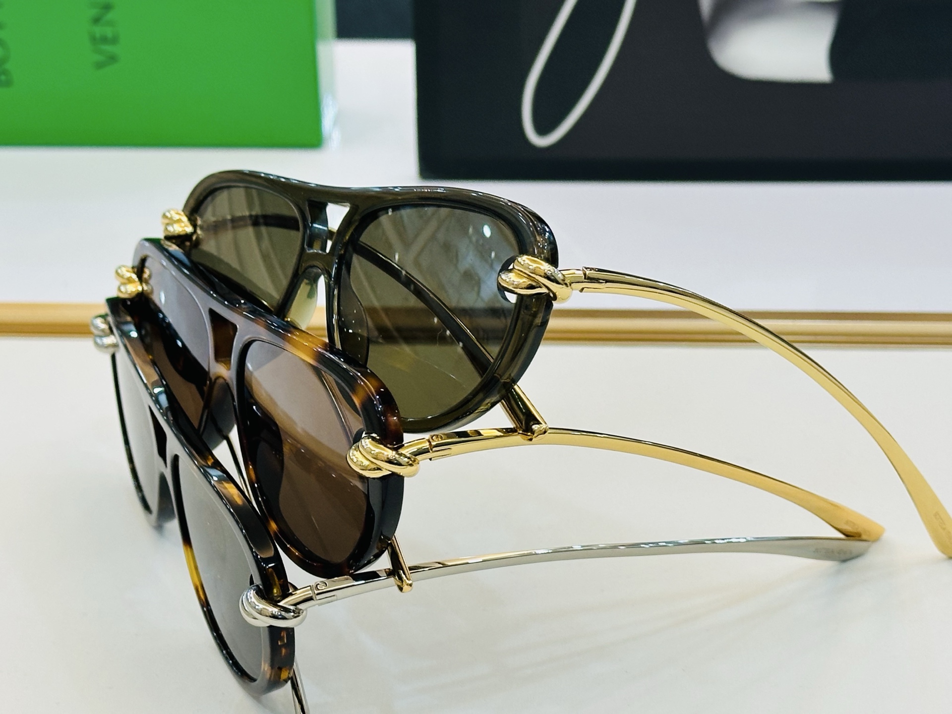 刚刚到货 宝缇嘉 BV1418S Size：58口15-145 实物更美 💕细节全部实拍展示 各位把握！