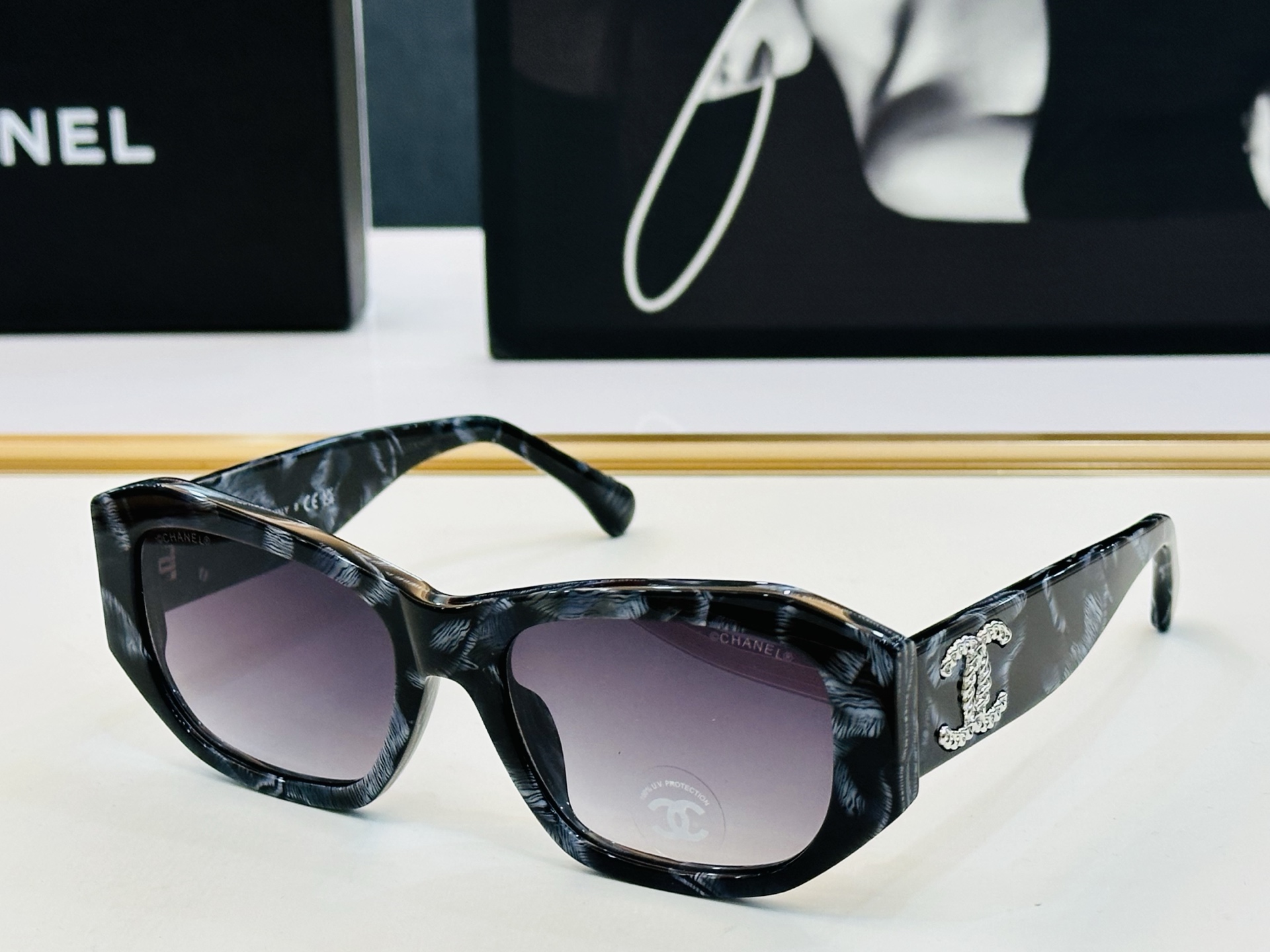 🆕 【CHANE*/香家】MODEL:CH5554-A Size：55口18-140 💅🏻💓B太阳镜