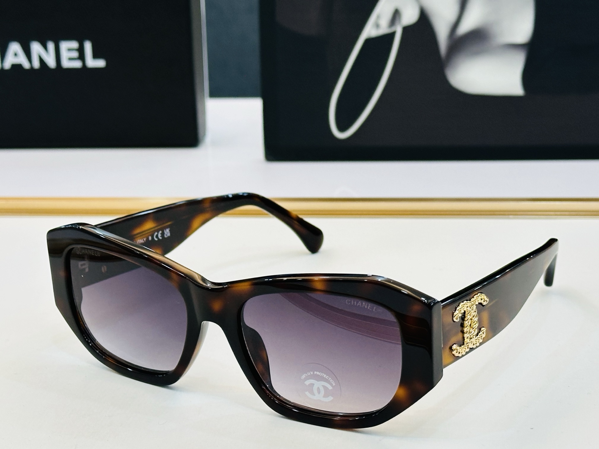 🆕 【CHANE*/香家】MODEL:CH5554-A Size：55口18-140 💅🏻💓B太阳镜