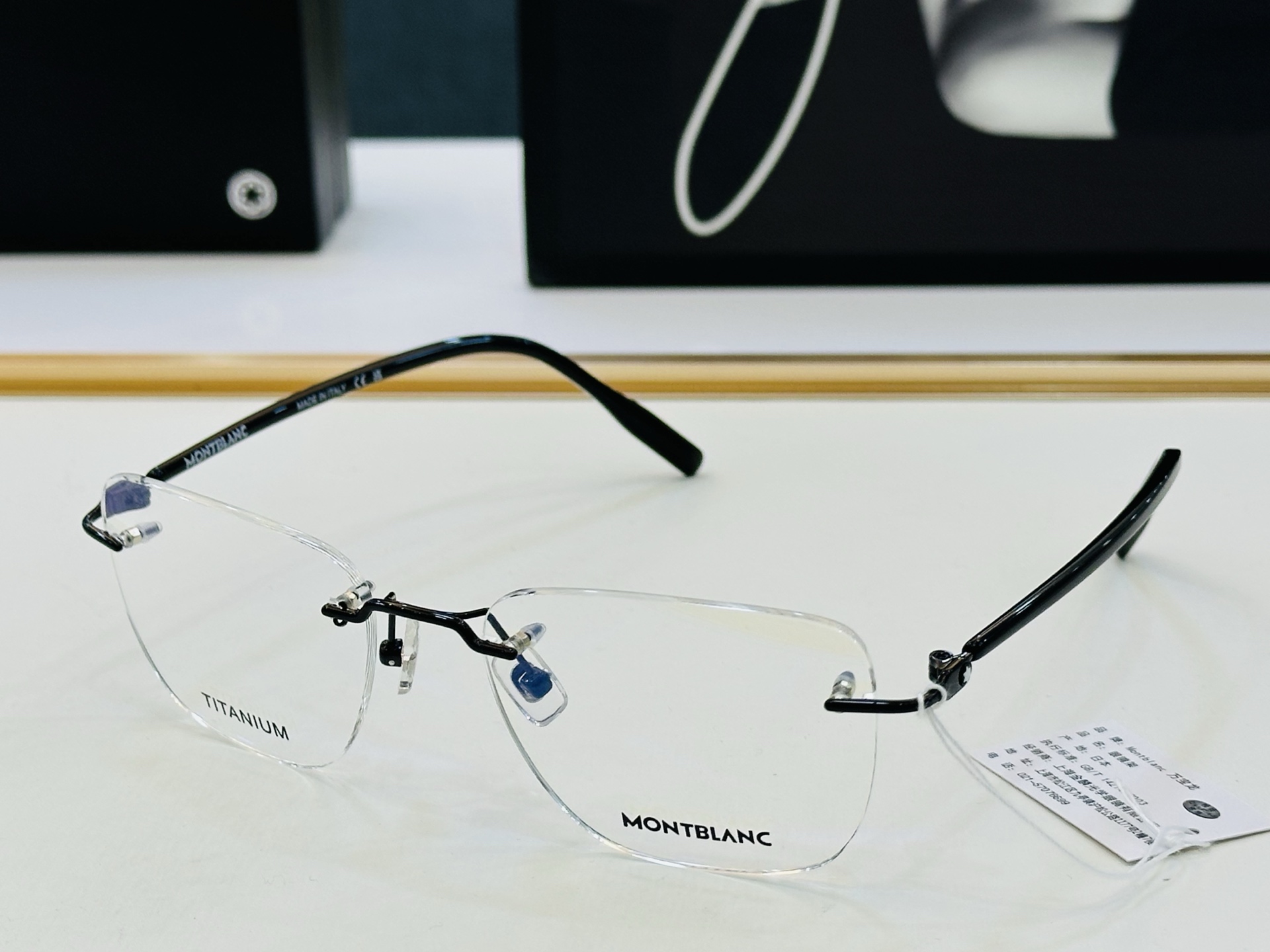 官网新品 MONTBLANC 万宝龙 MB0470 Size：56口19-145 做工精良 👍👍W 完美