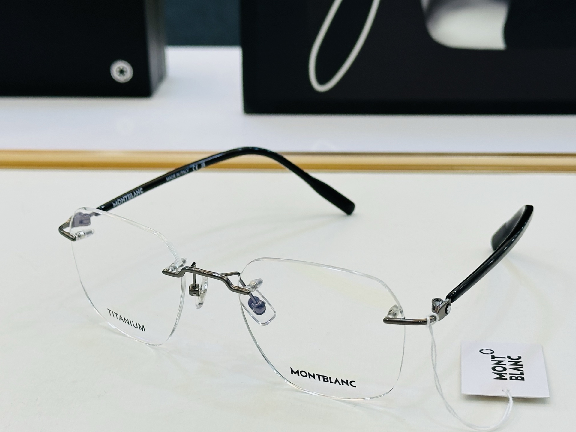 官网新品 MONTBLANC 万宝龙 MB0430O Size：51口19-145 做工精良 👍👍W 完