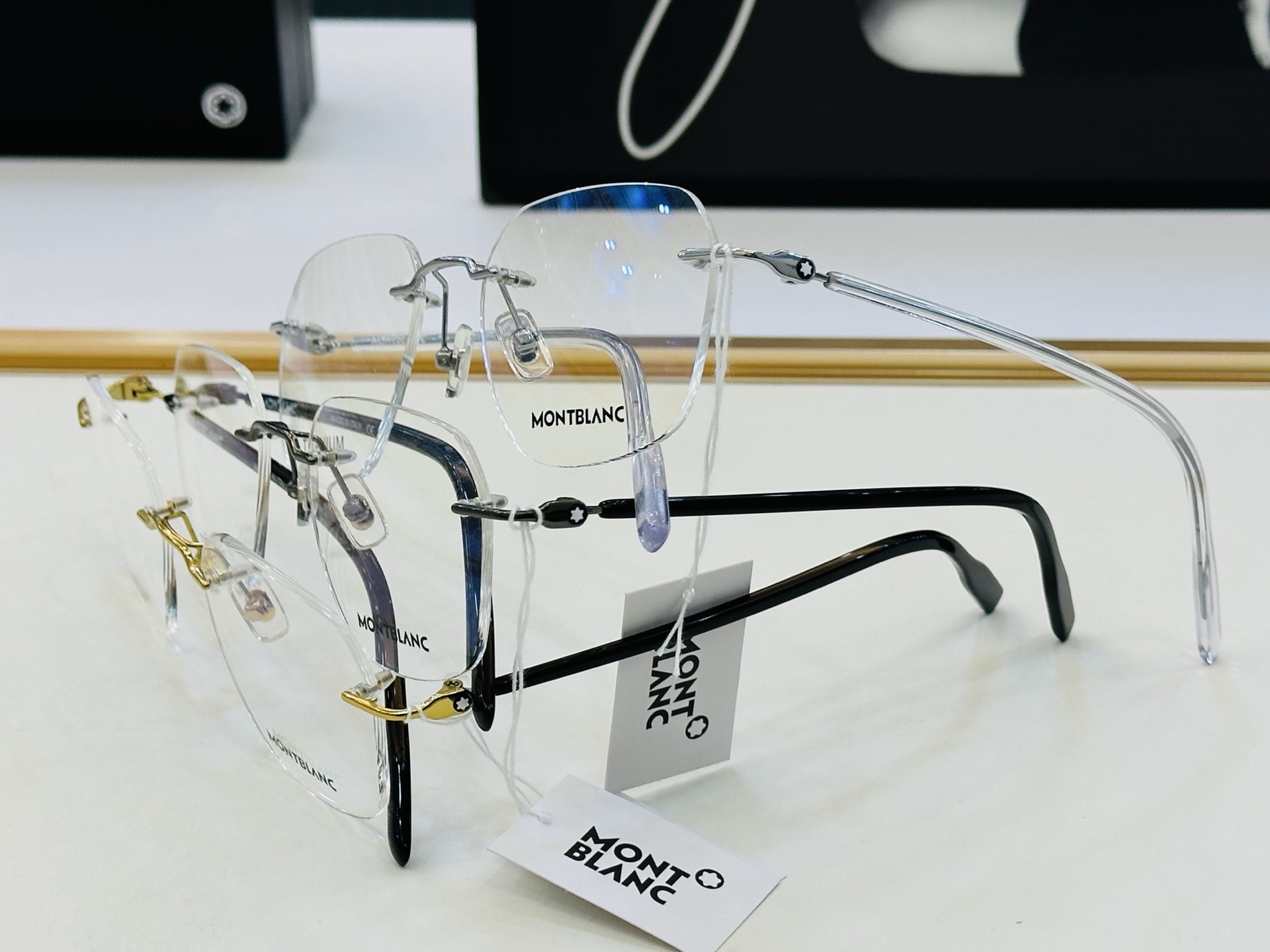 官网新品 MONTBLANC 万宝龙 MB0430O Size：51口19-145 做工精良 👍👍W 完