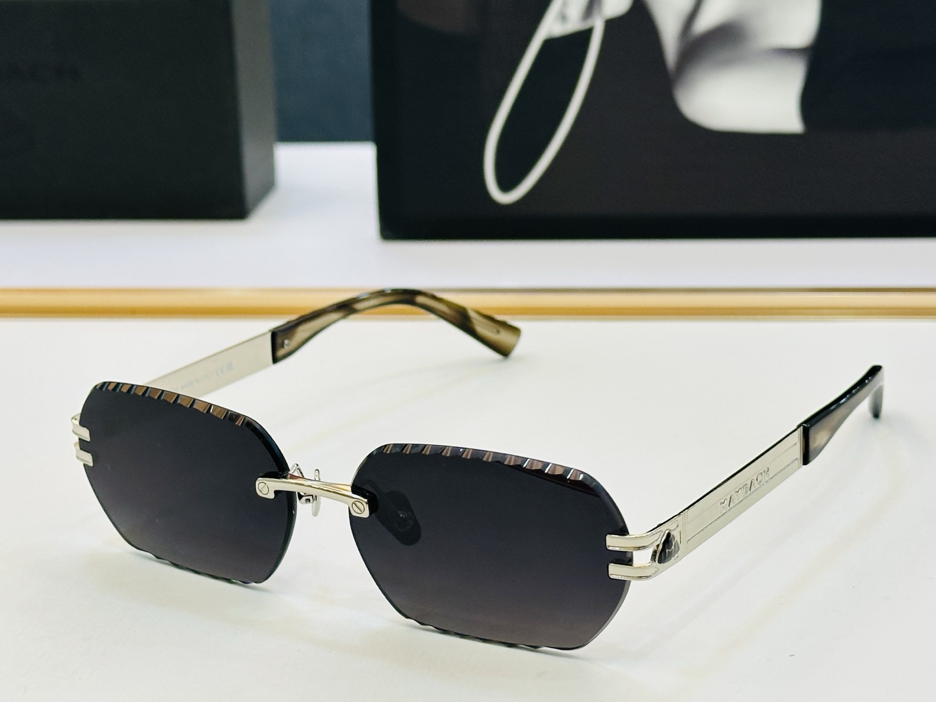 高品质 迈巴赫 🎉🎉做工精美💕💕MAYBAC*H Arthur Size：58口16-142 质感十足 