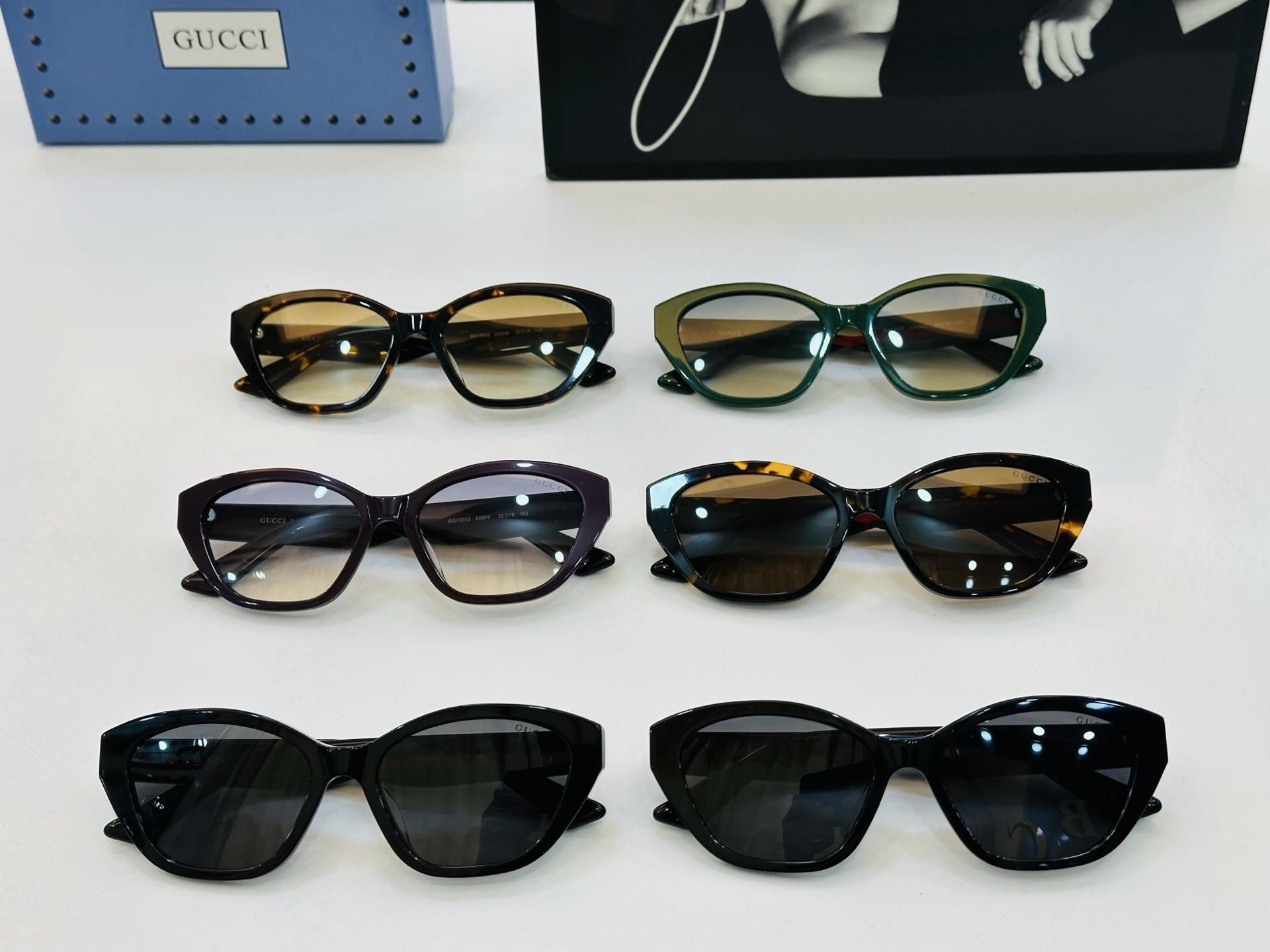 GUCC* 古家 GG1555S 🐝🐝系列 Size：55口18-145 🍁🍁q 超绝品质 太阳镜 。