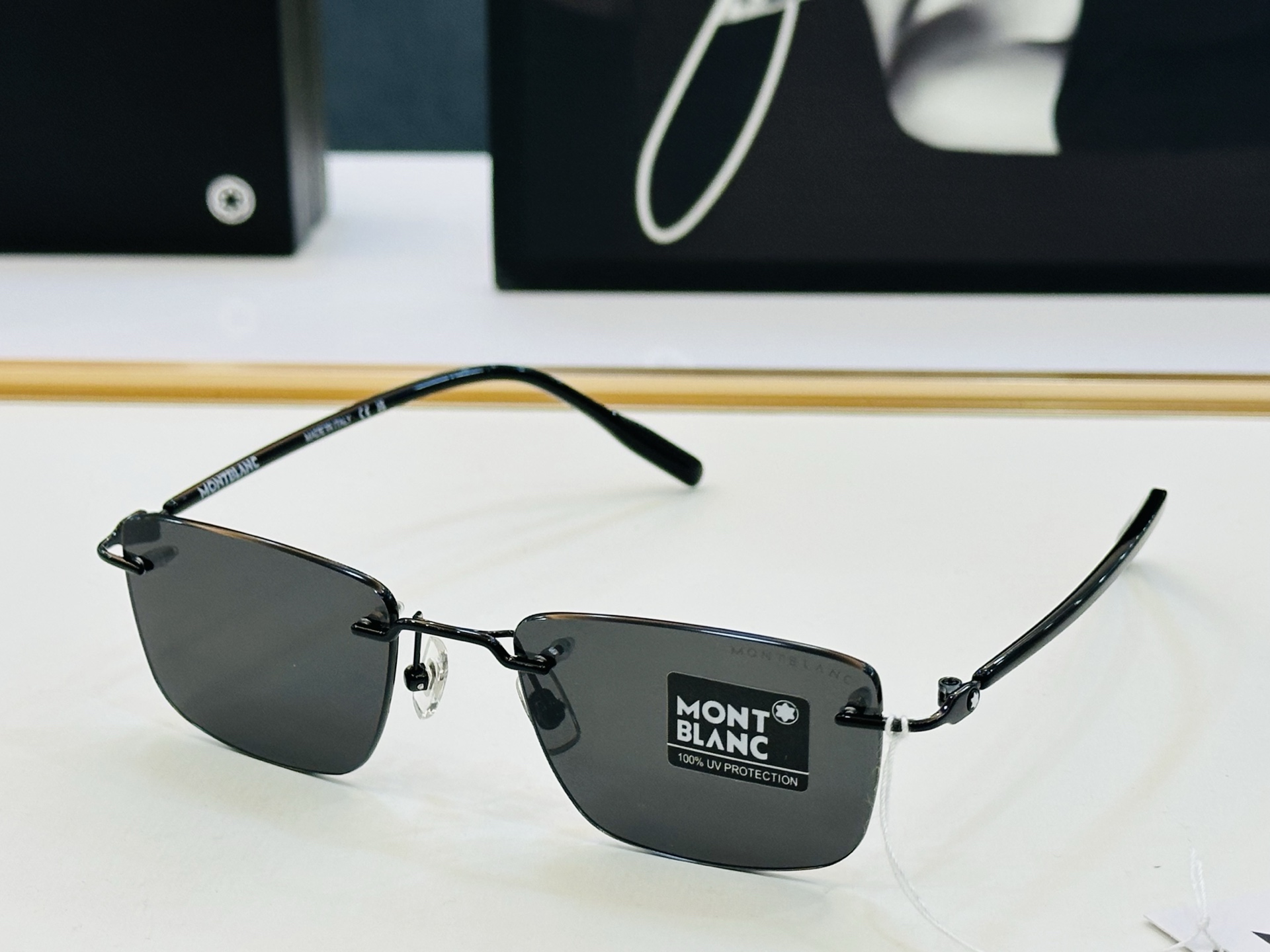 官网新品 MONTBLANC 万宝龙 MB0431 Size：53口19-145 做工精良 👍👍W 完美