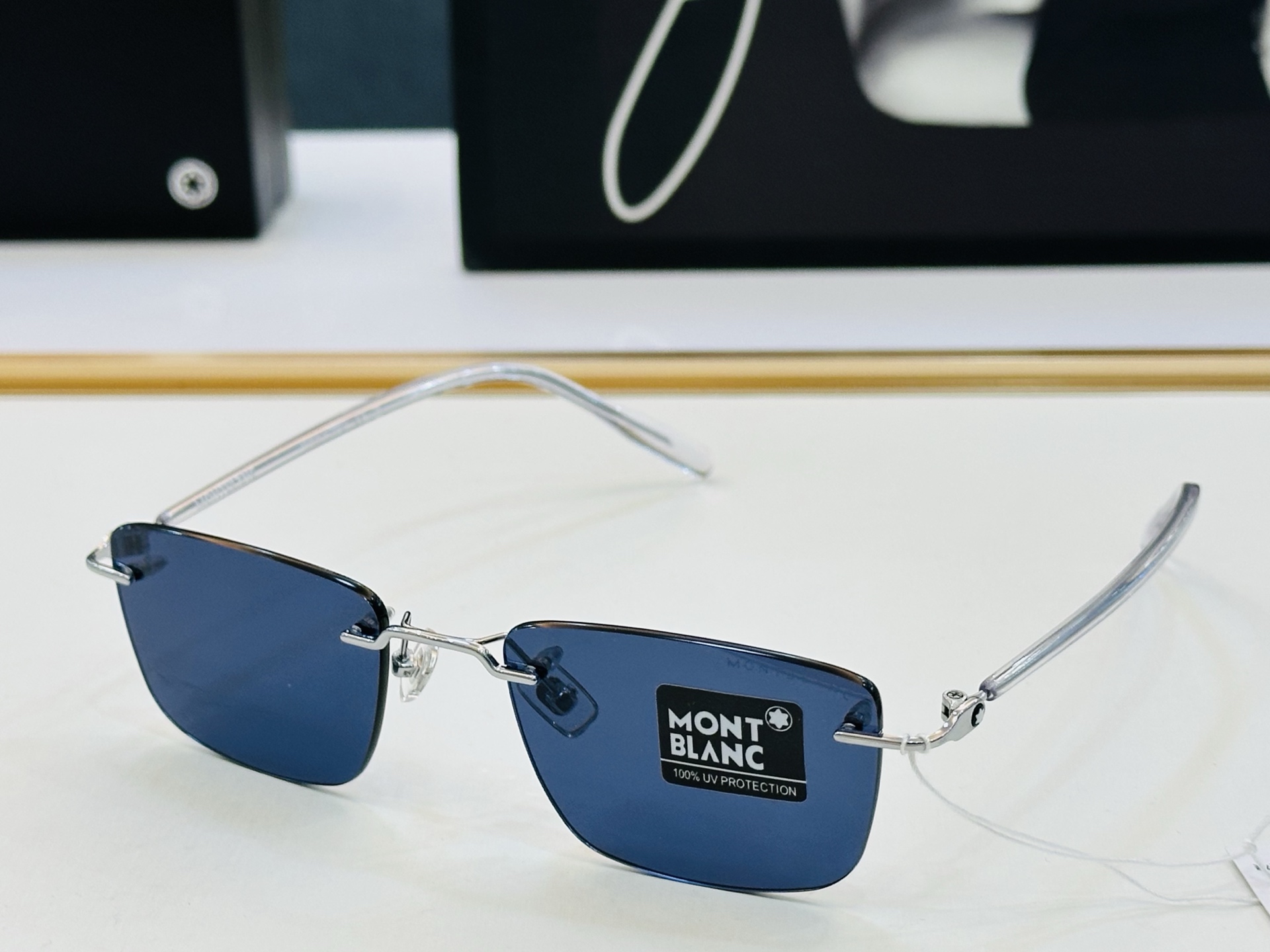 官网新品 MONTBLANC 万宝龙 MB0431 Size：53口19-145 做工精良 👍👍W 完美