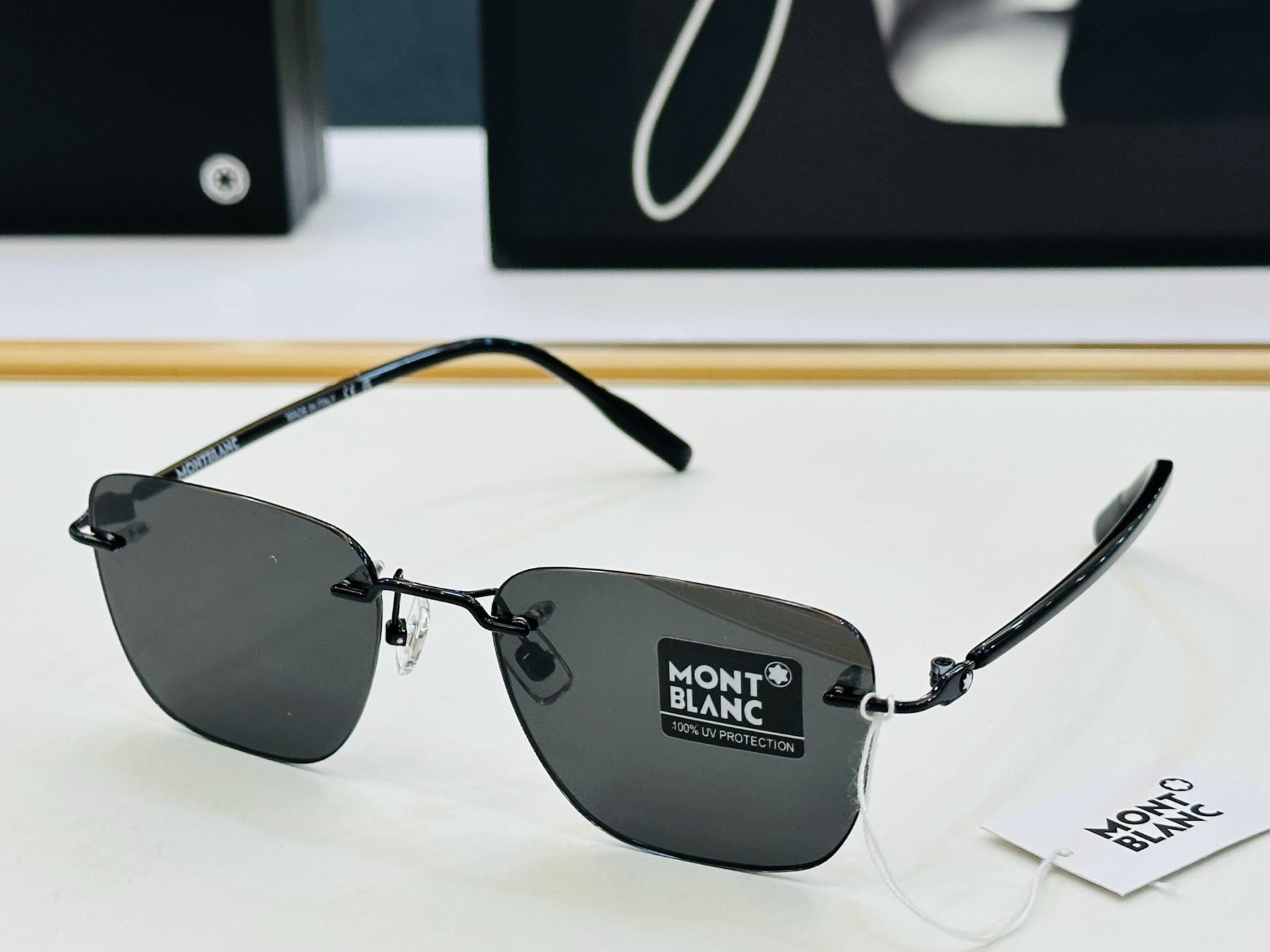 官网新品 MONTBLANC 万宝龙 MB0470 Size：56口19-145 做工精良 👍👍W 完美