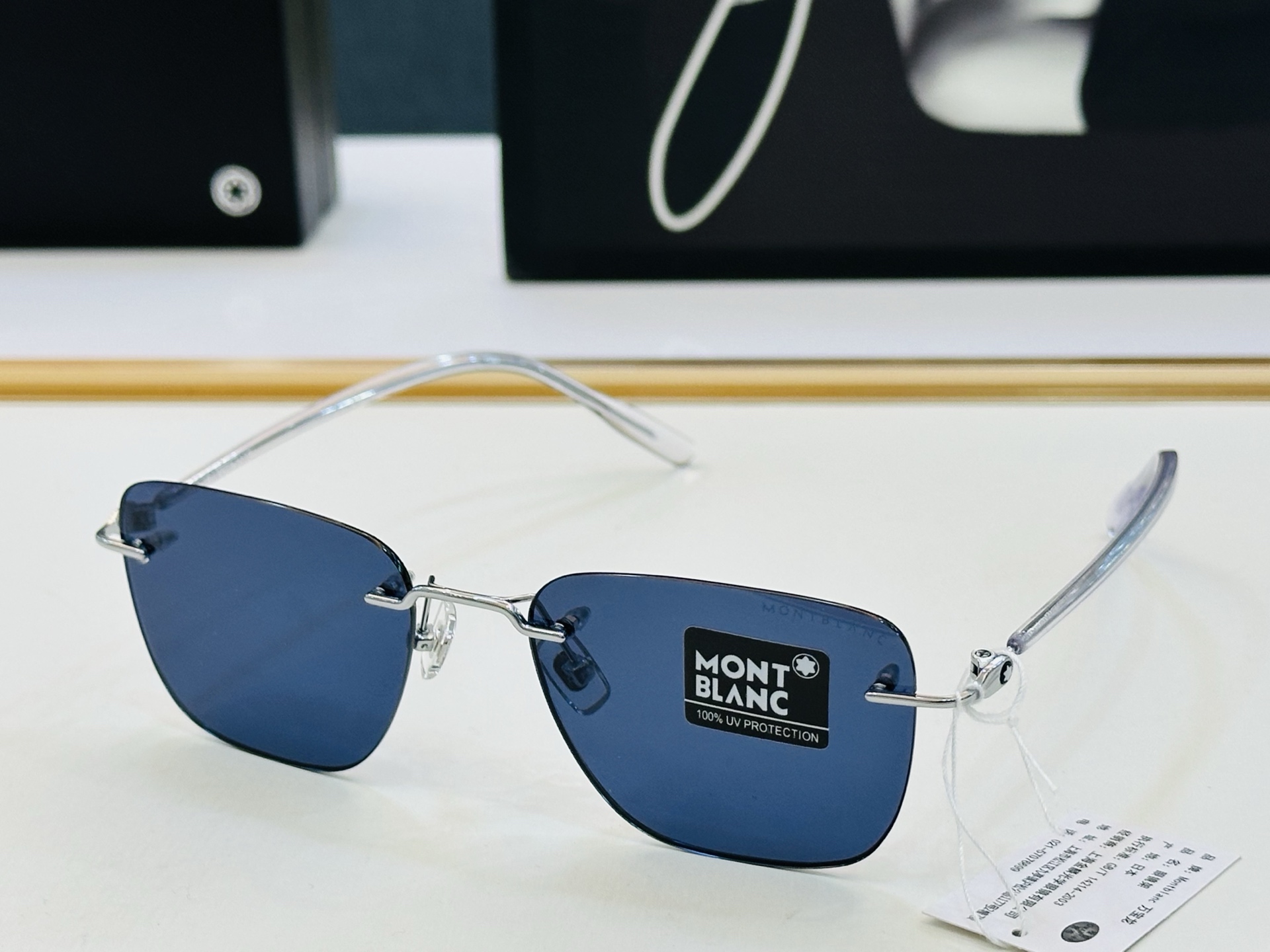 官网新品 MONTBLANC 万宝龙 MB0470 Size：56口19-145 做工精良 👍👍W 完美