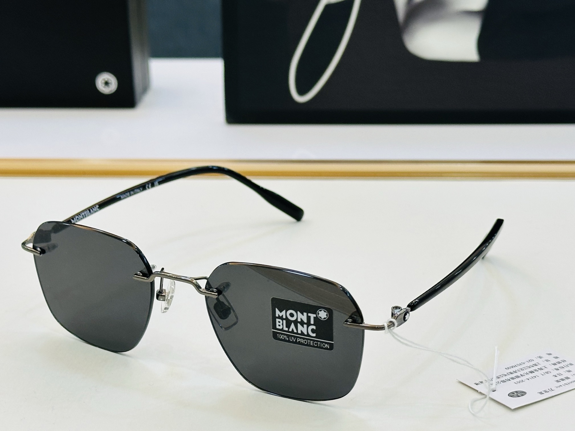 官网新品 MONTBLANC 万宝龙 MB0430 Size：51口19-145 做工精良 👍👍W 完美