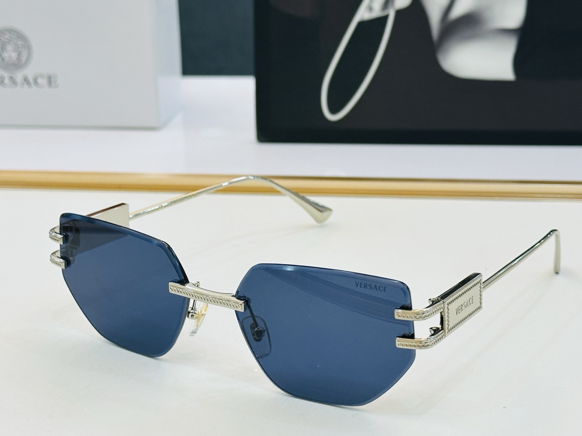 🎉🎉范思家 VERSACE✨VE2276 Size：60口18-145 ✨q有范