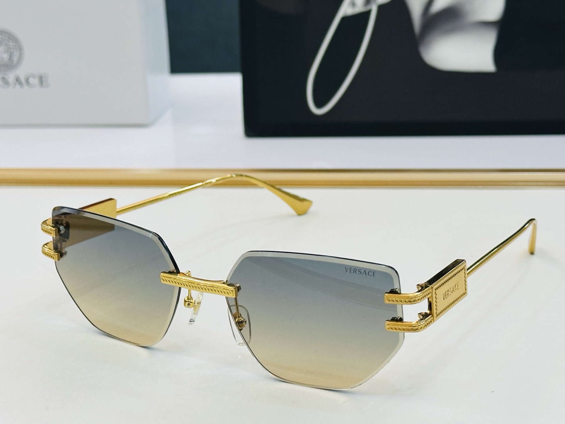 🎉🎉范思家 VERSACE✨VE2276 Size：60口18-145 ✨q有范