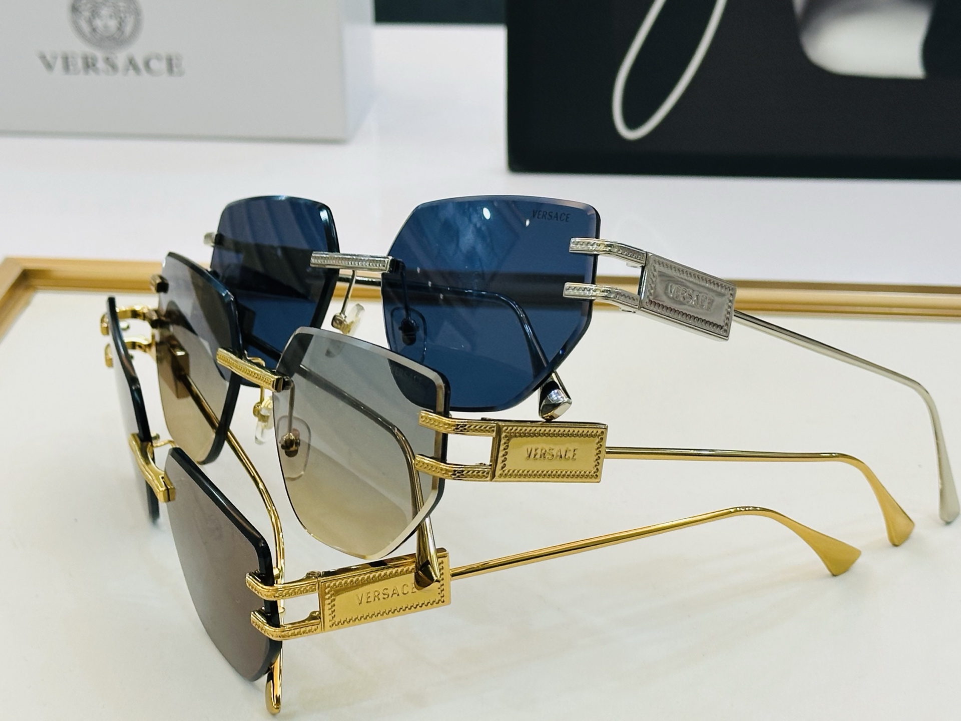 🎉🎉范思家 VERSACE✨VE2276 Size：60口18-145 ✨q有范