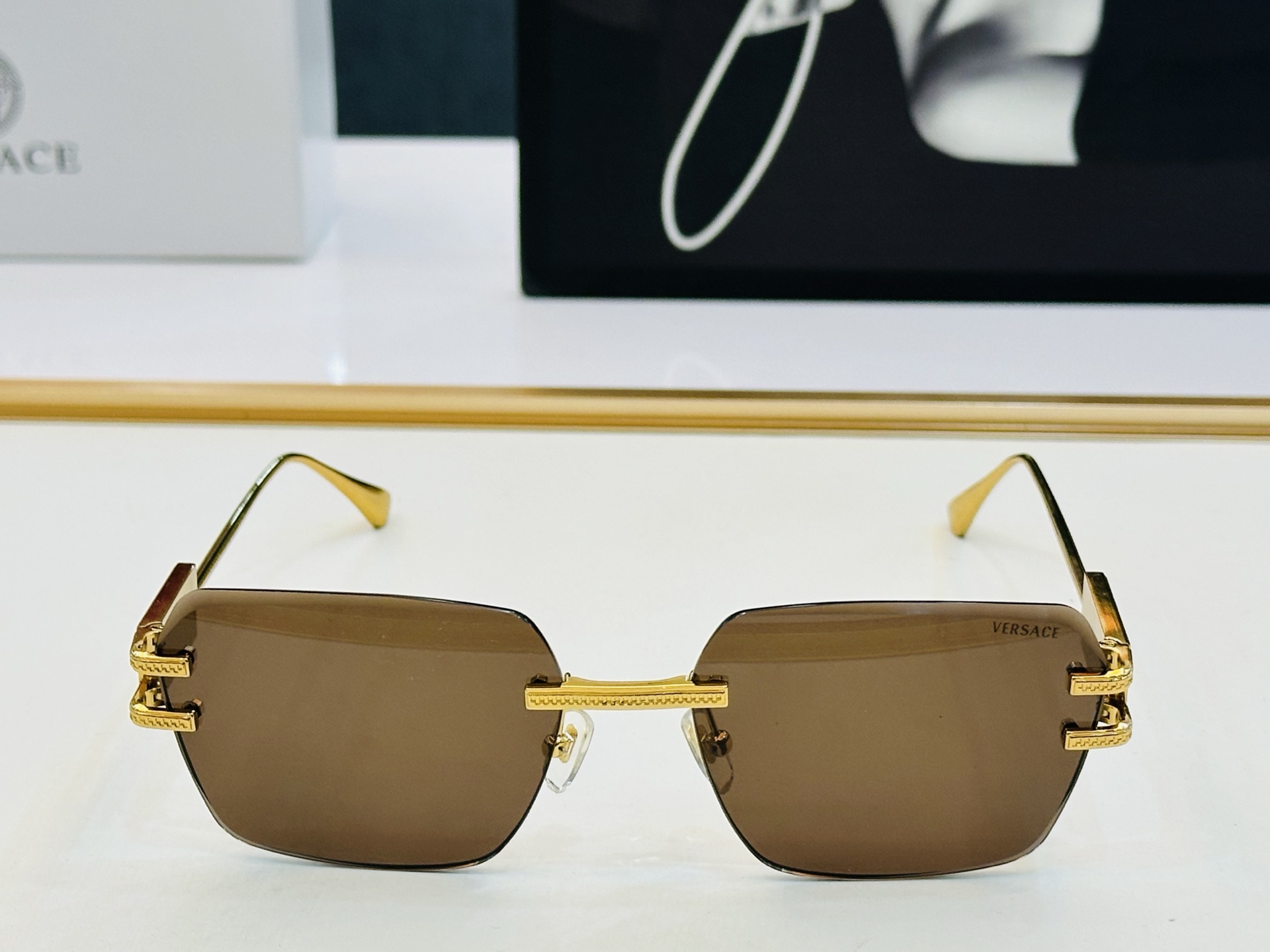 🎉🎉范思家 VERSACE✨VE2275Size：60口15-145 ✨q有范