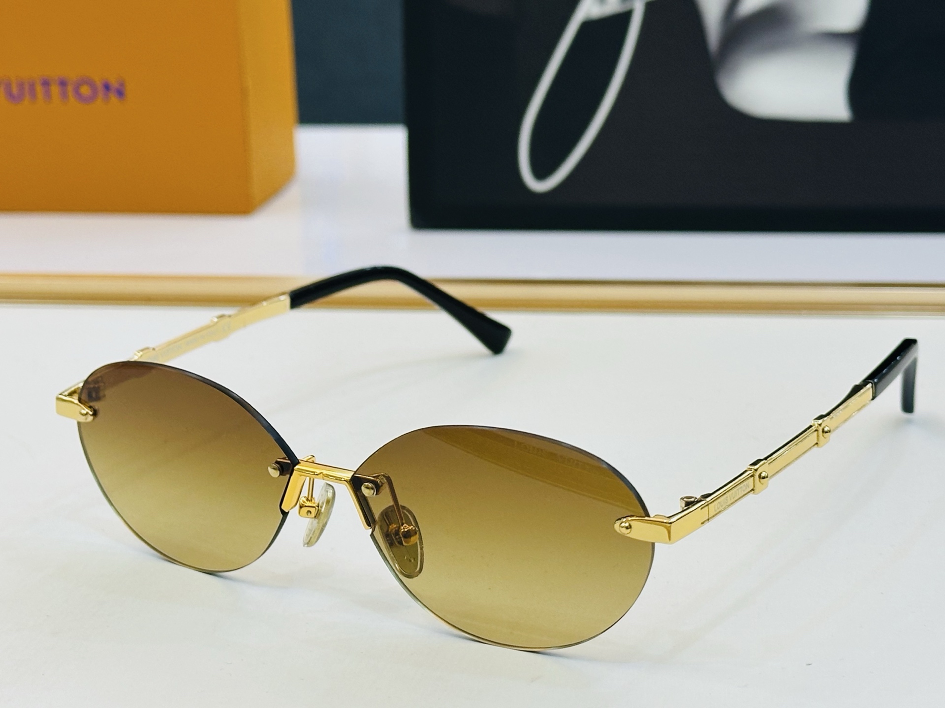 路易家 🎩Z3027U Size：56口13-140 充满活力的 展现独特个性🌟展现大气的你 F高品质 