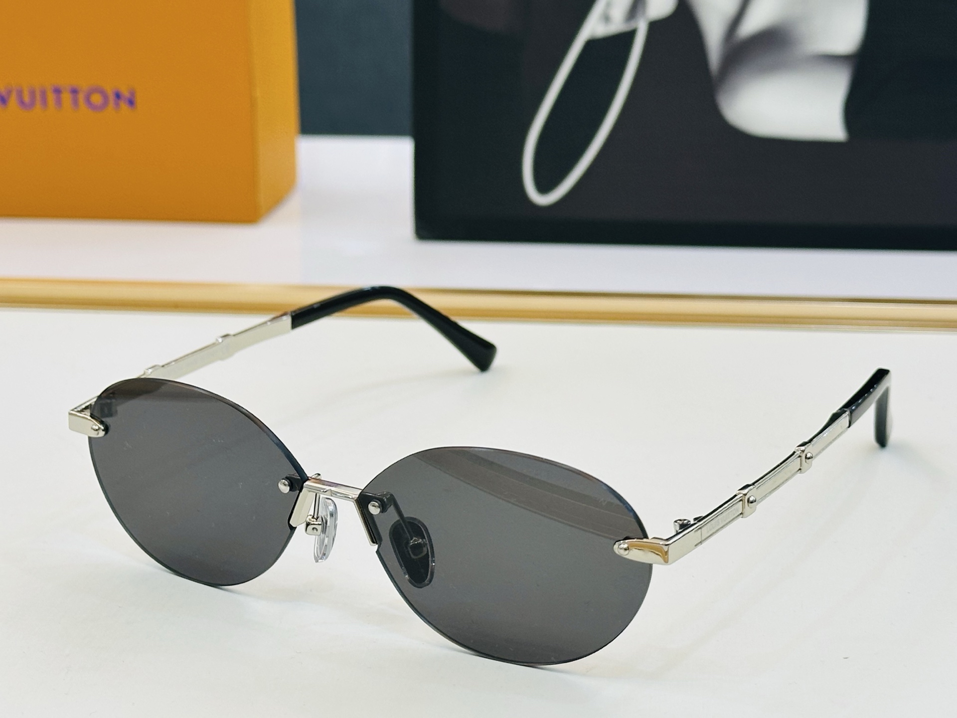 路易家 🎩Z3027U Size：56口13-140 充满活力的 展现独特个性🌟展现大气的你 F高品质 