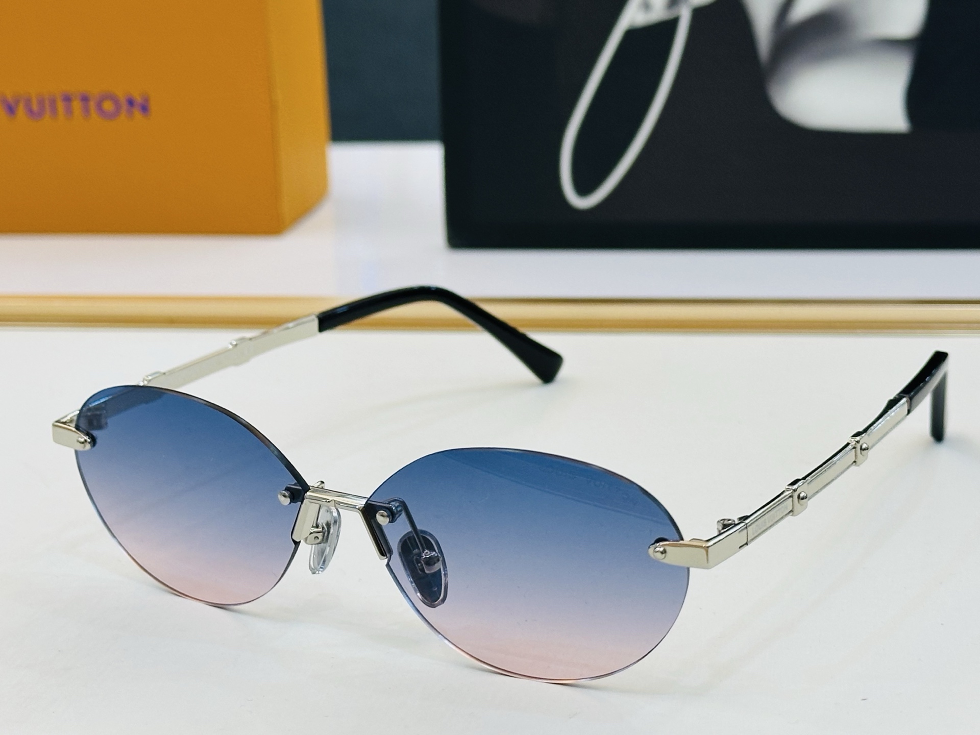 路易家 🎩Z3027U Size：56口13-140 充满活力的 展现独特个性🌟展现大气的你 F高品质 